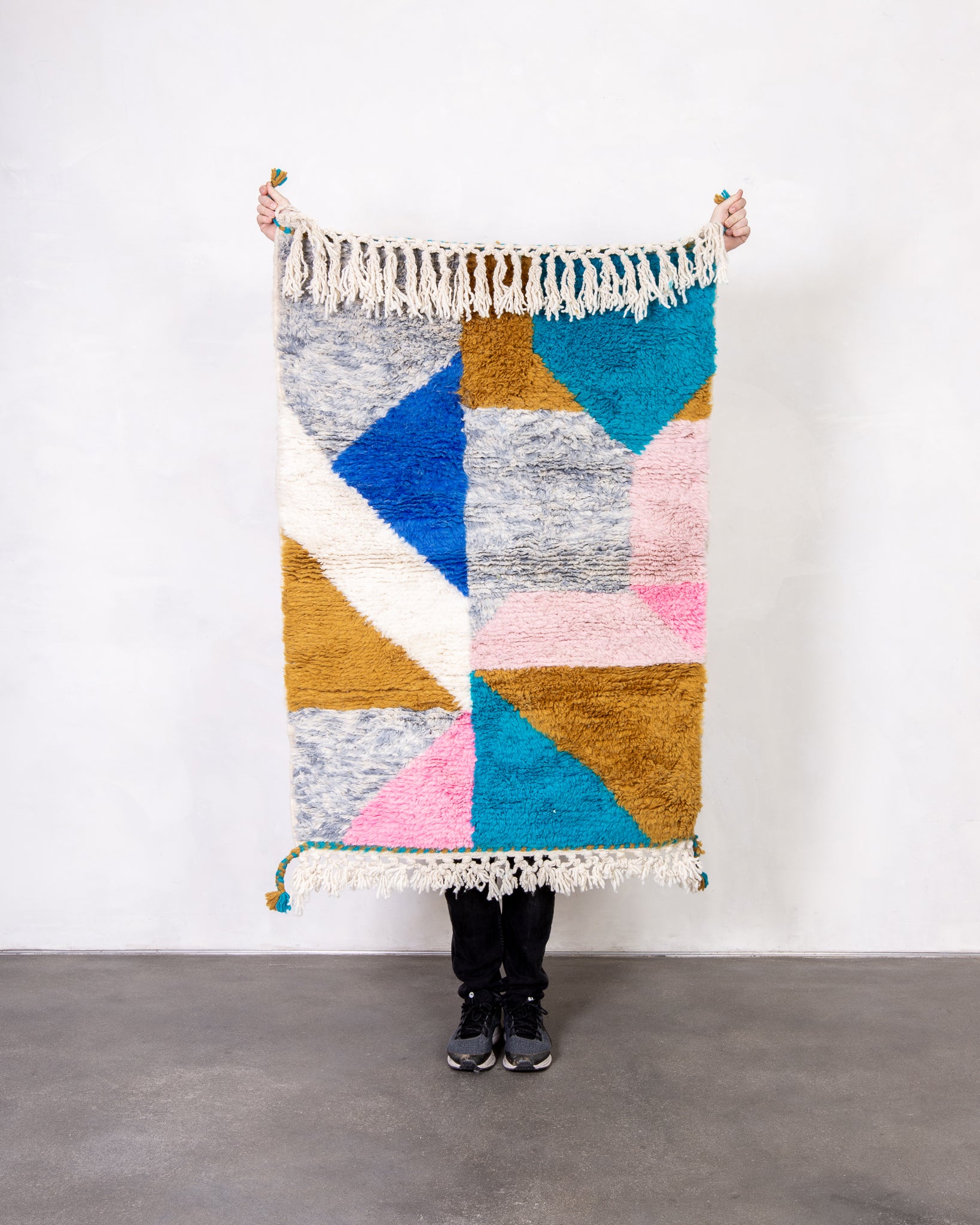 Modern designer handcrafted Berber rug from morocco Beniourain with beautiful colors and patterns