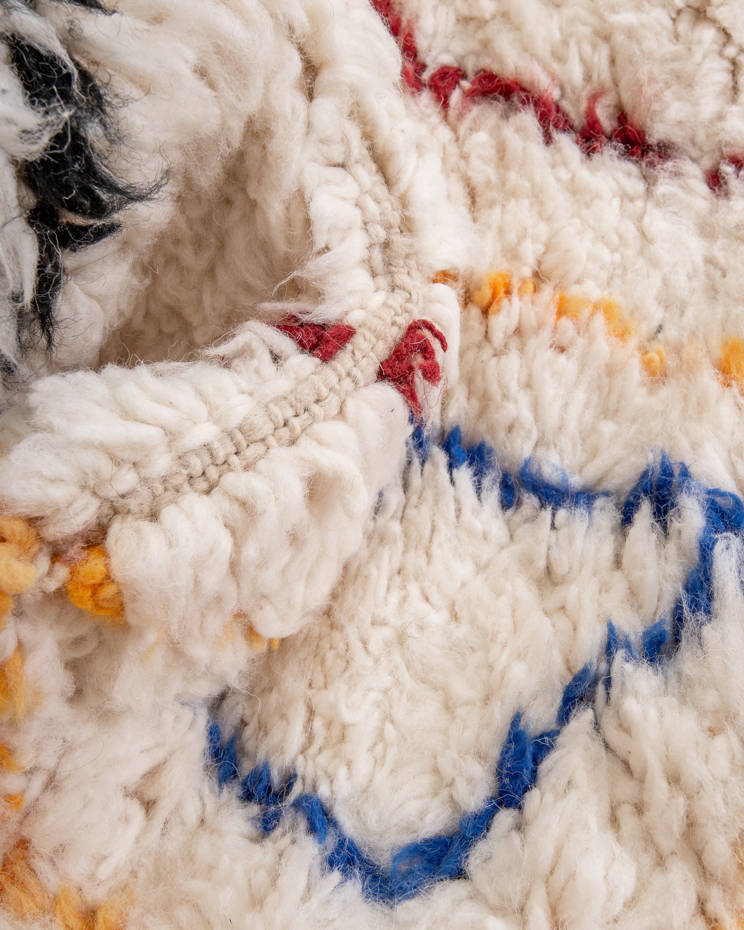 Modern designer handcrafted Berber rug from morocco Beniourain with beautiful colors and patterns