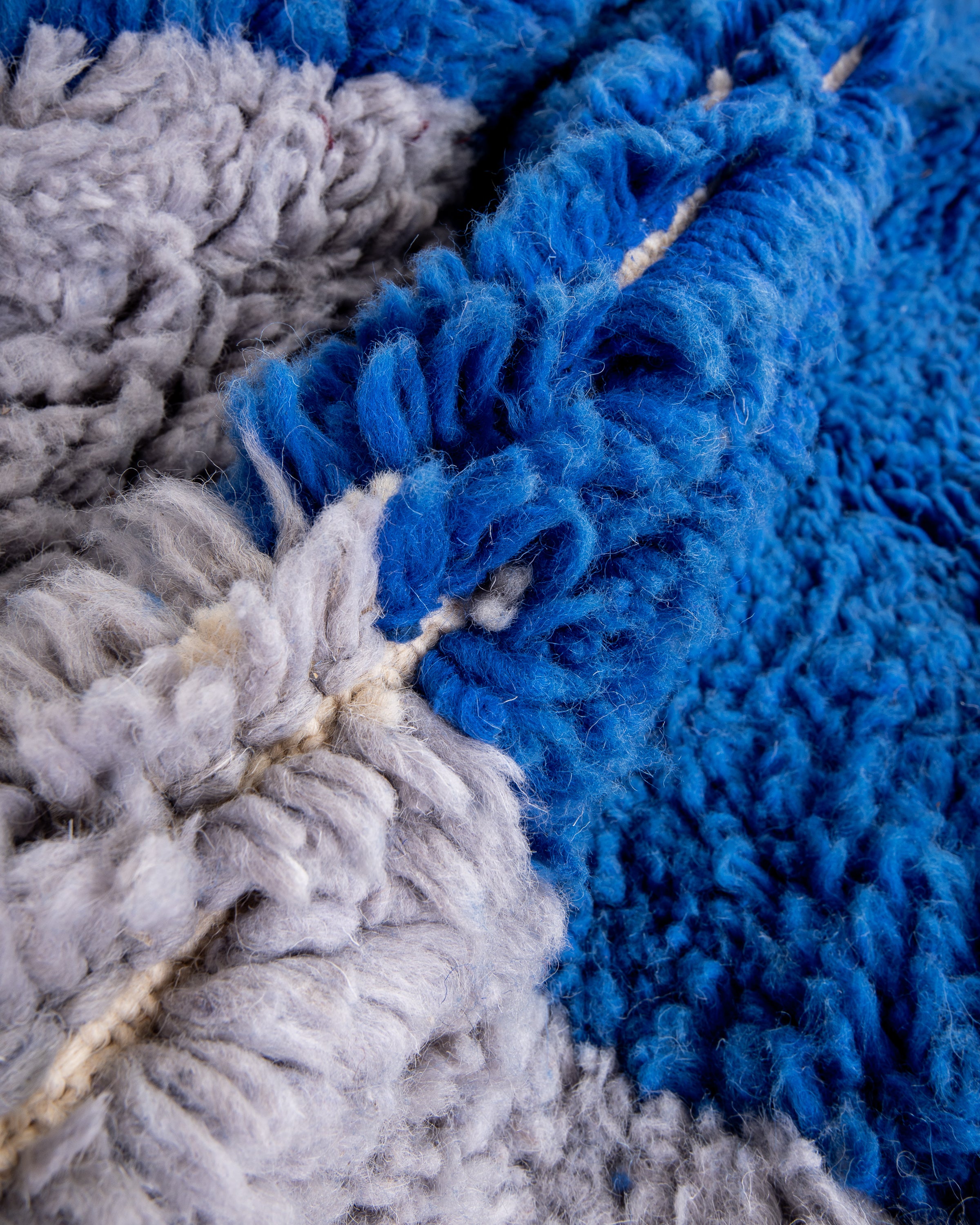 Modern designer handcrafted Berber rug from morocco Beniourain with beautiful colors and patterns