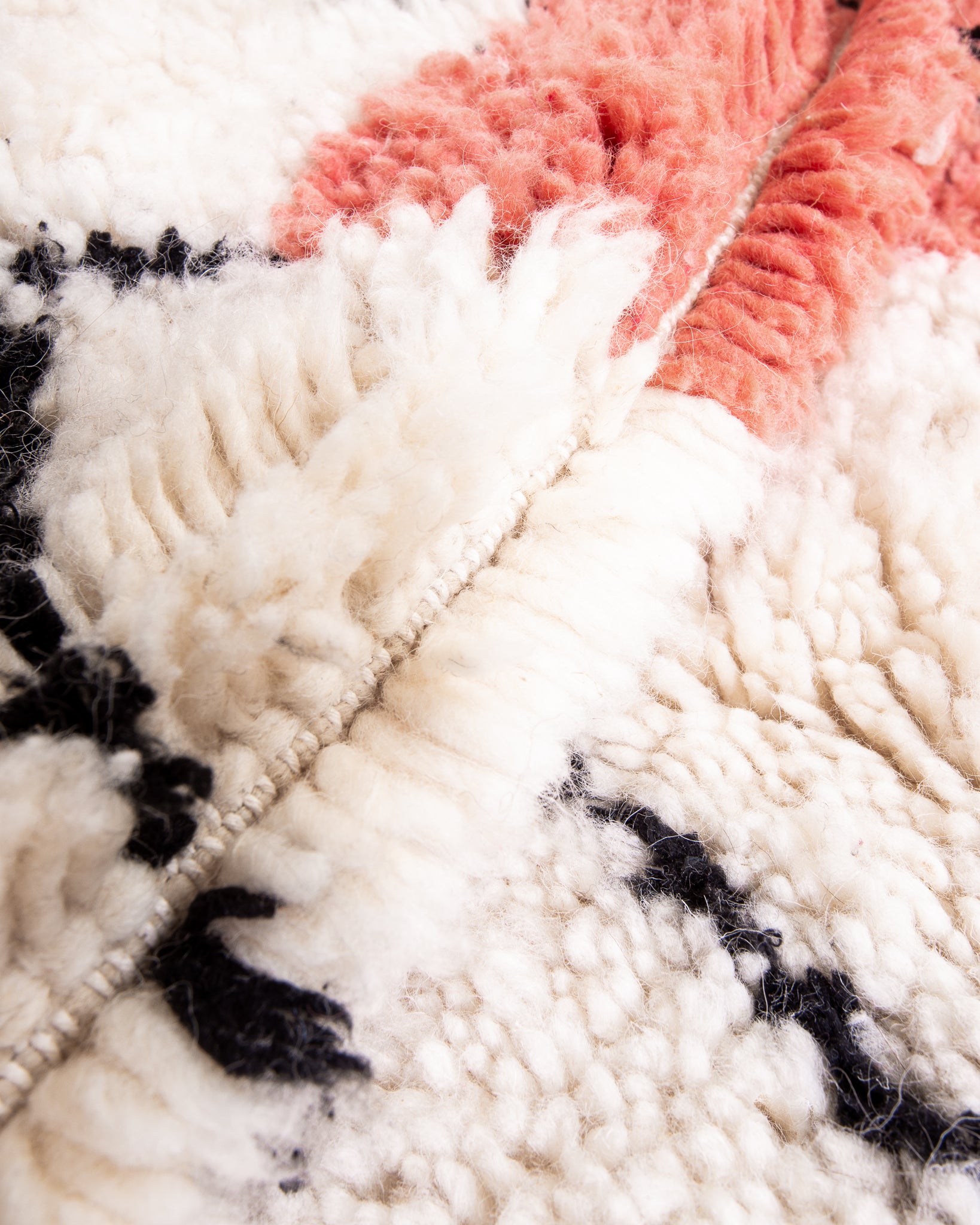 Modern designer handcrafted Berber rug from morocco Beniourain with beautiful colors and patterns