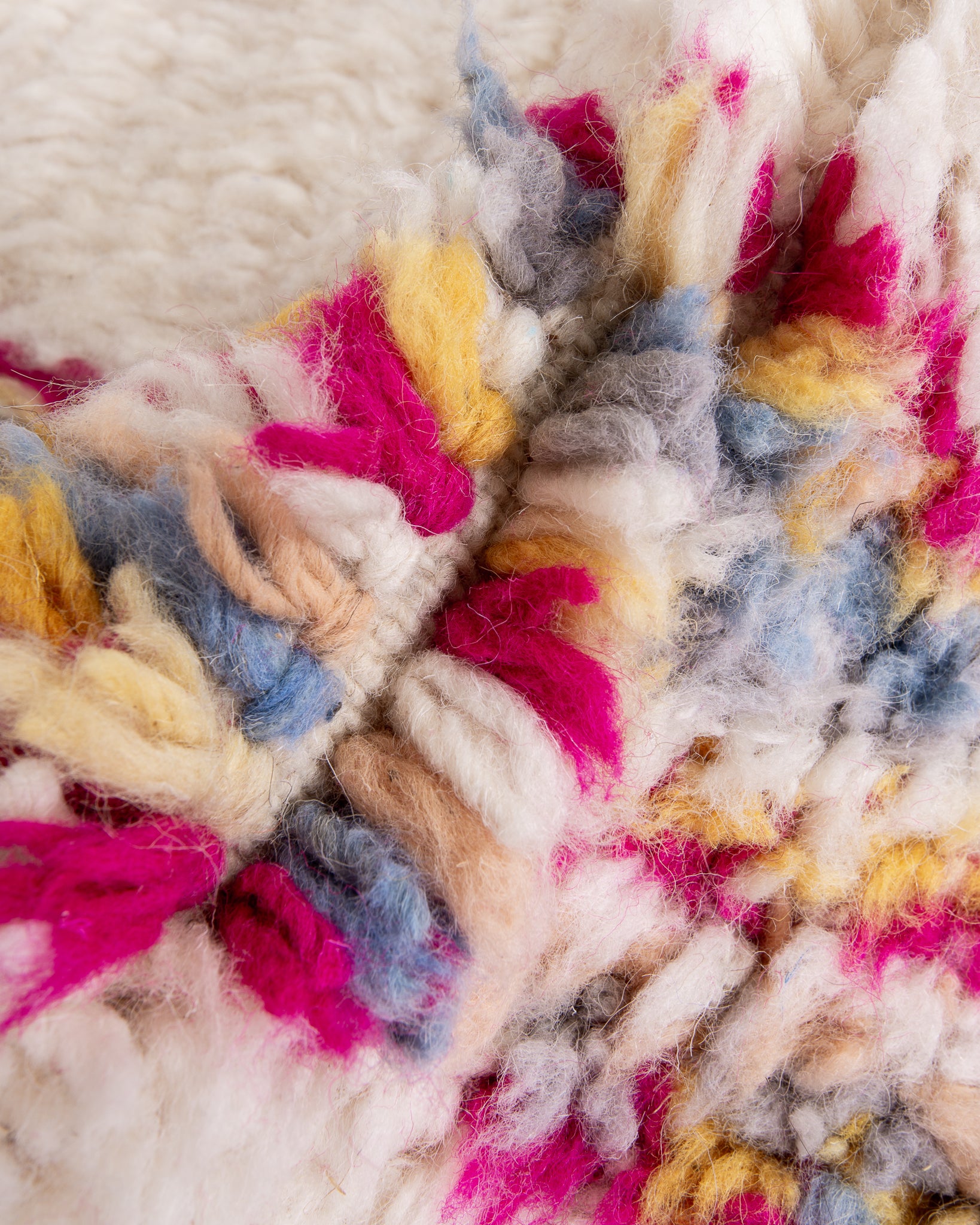 Modern designer handcrafted Berber rug from morocco Beniourain with beautiful colors and patterns