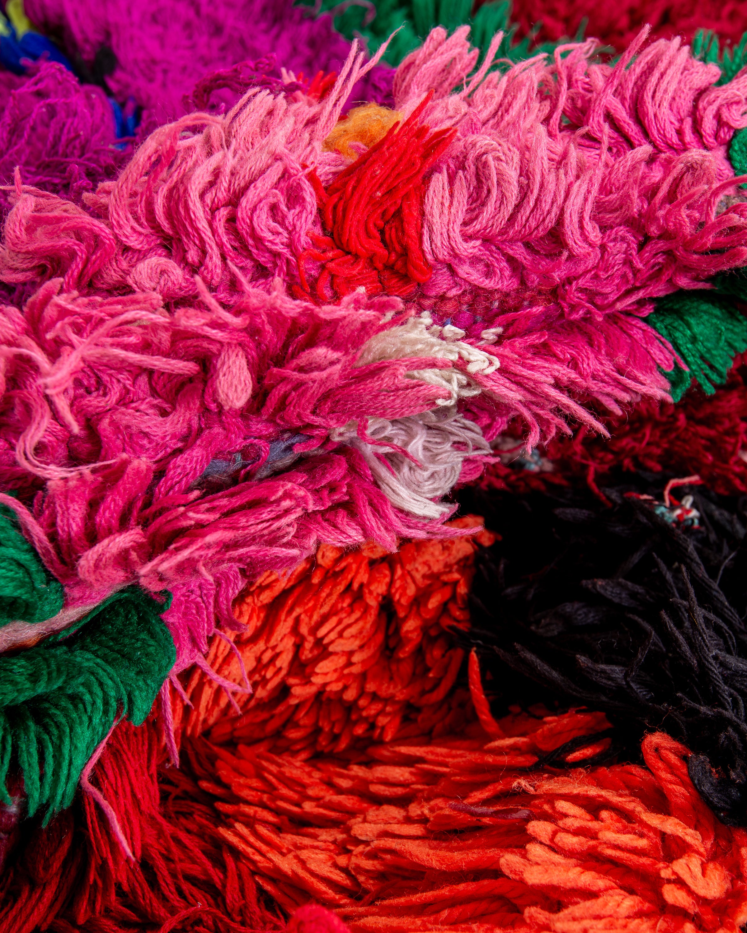 Modern designer handcrafted Berber rug from morocco Beniourain with beautiful colors and patterns