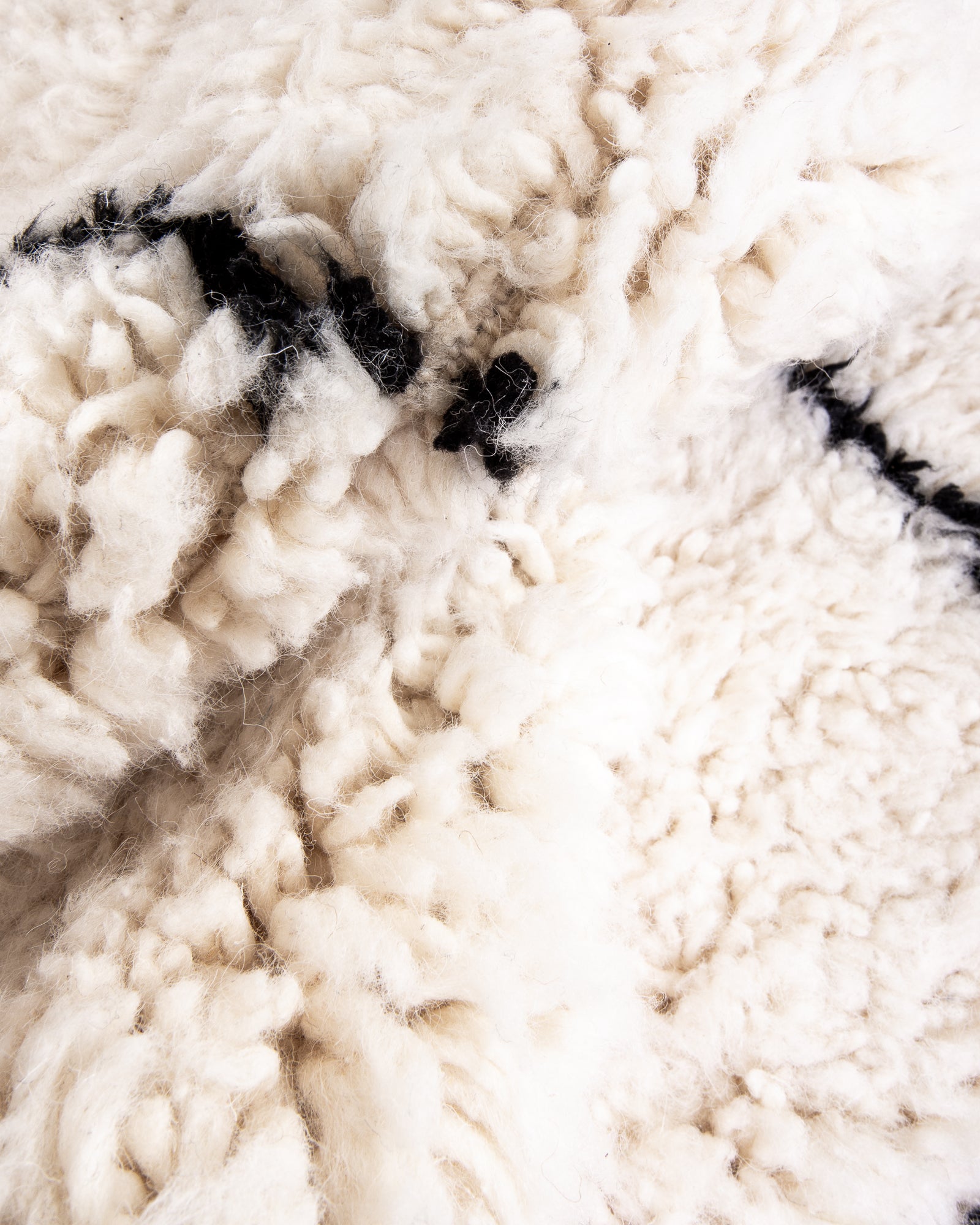 Modern designer handcrafted Berber rug from morocco Beniourain with beautiful colors and patterns