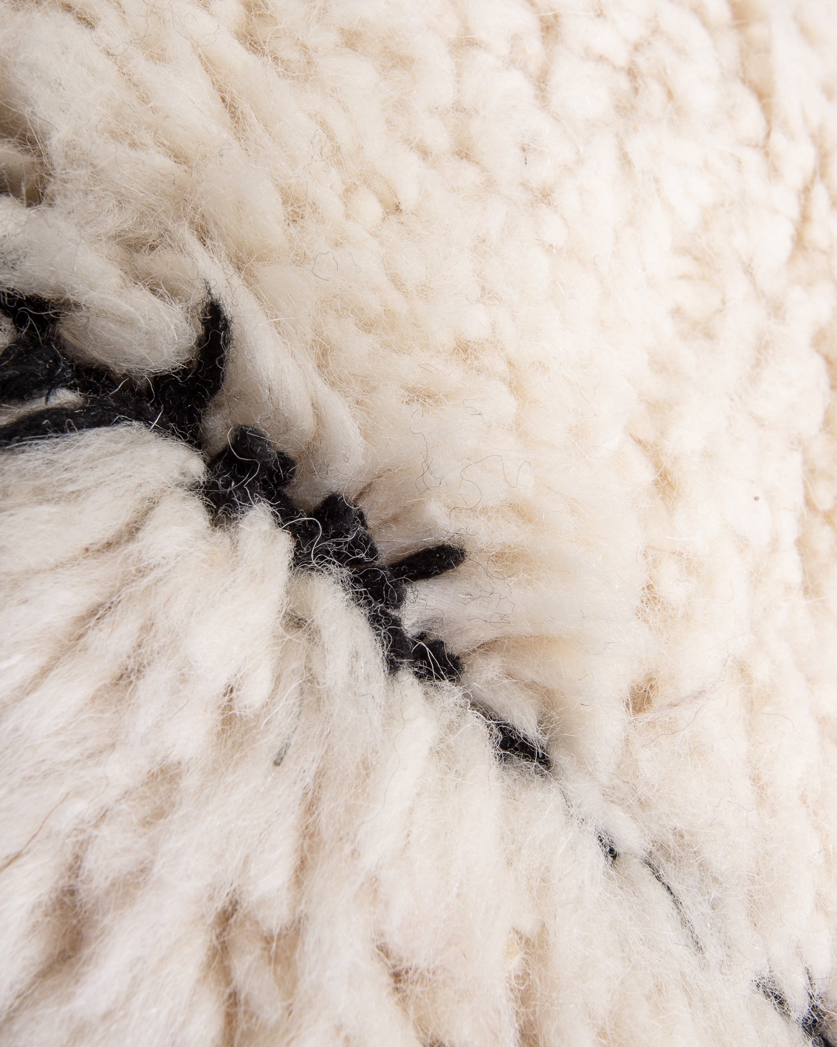 Modern designer handcrafted Berber rug from morocco Beniourain with beautiful colors and patterns