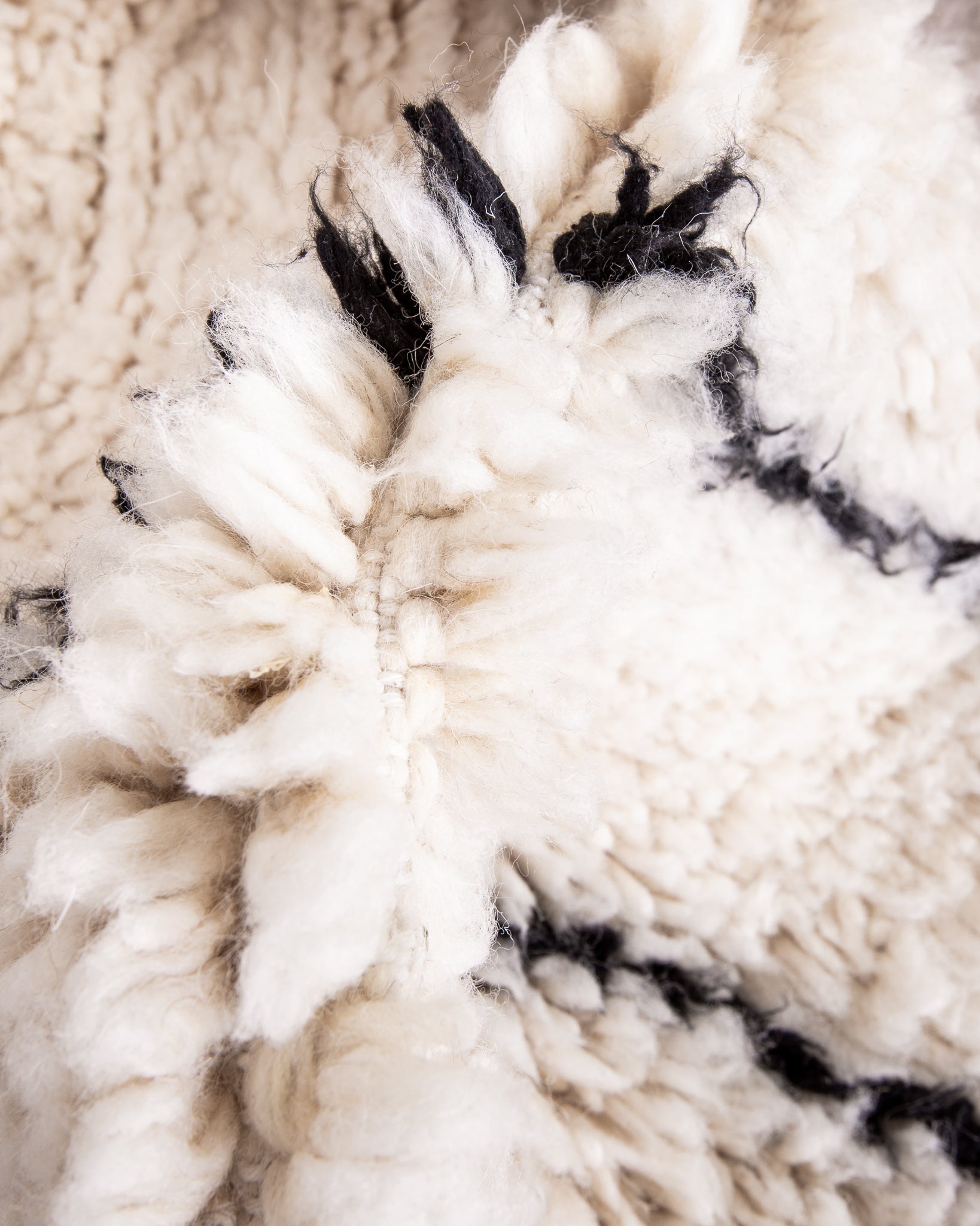 Modern designer handcrafted Berber rug from morocco Beniourain with beautiful colors and patterns