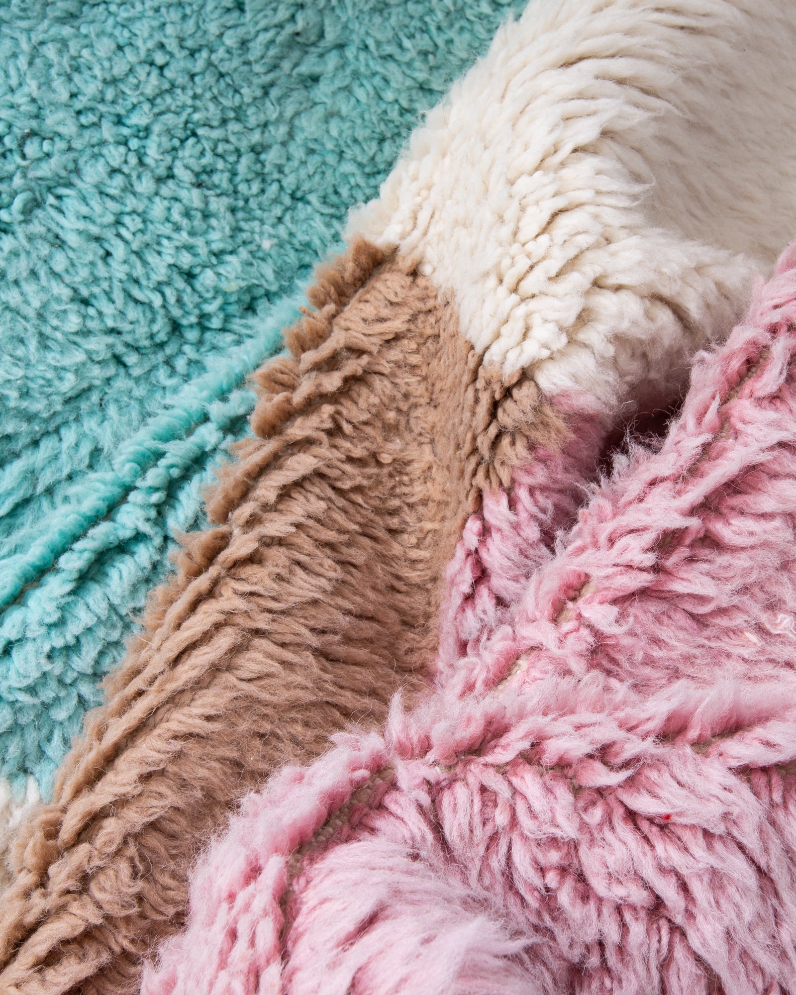 Modern designer handcrafted Berber rug from morocco Beniourain with beautiful colors and patterns