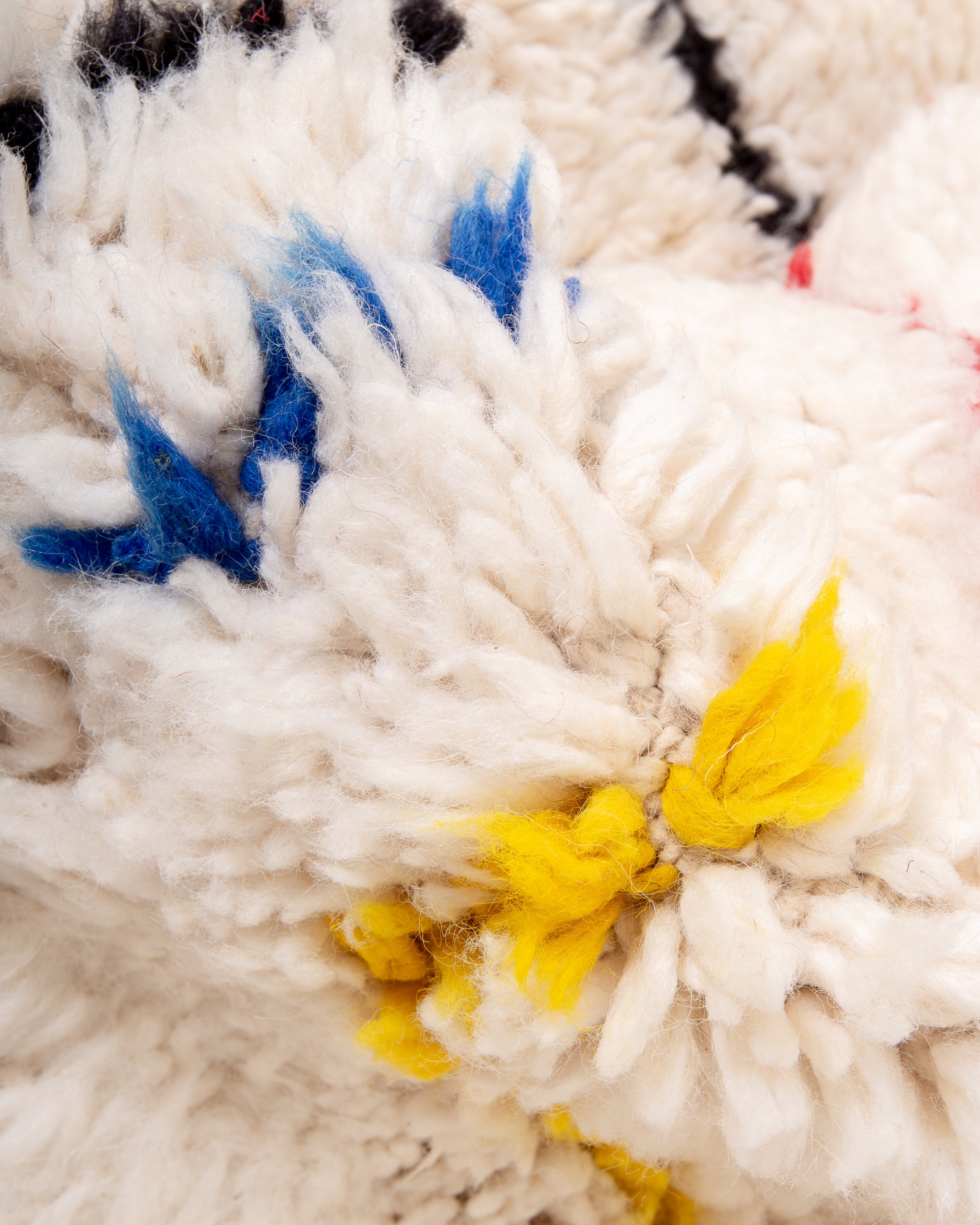 Modern designer handcrafted Berber rug from morocco Beniourain with beautiful colors and patterns