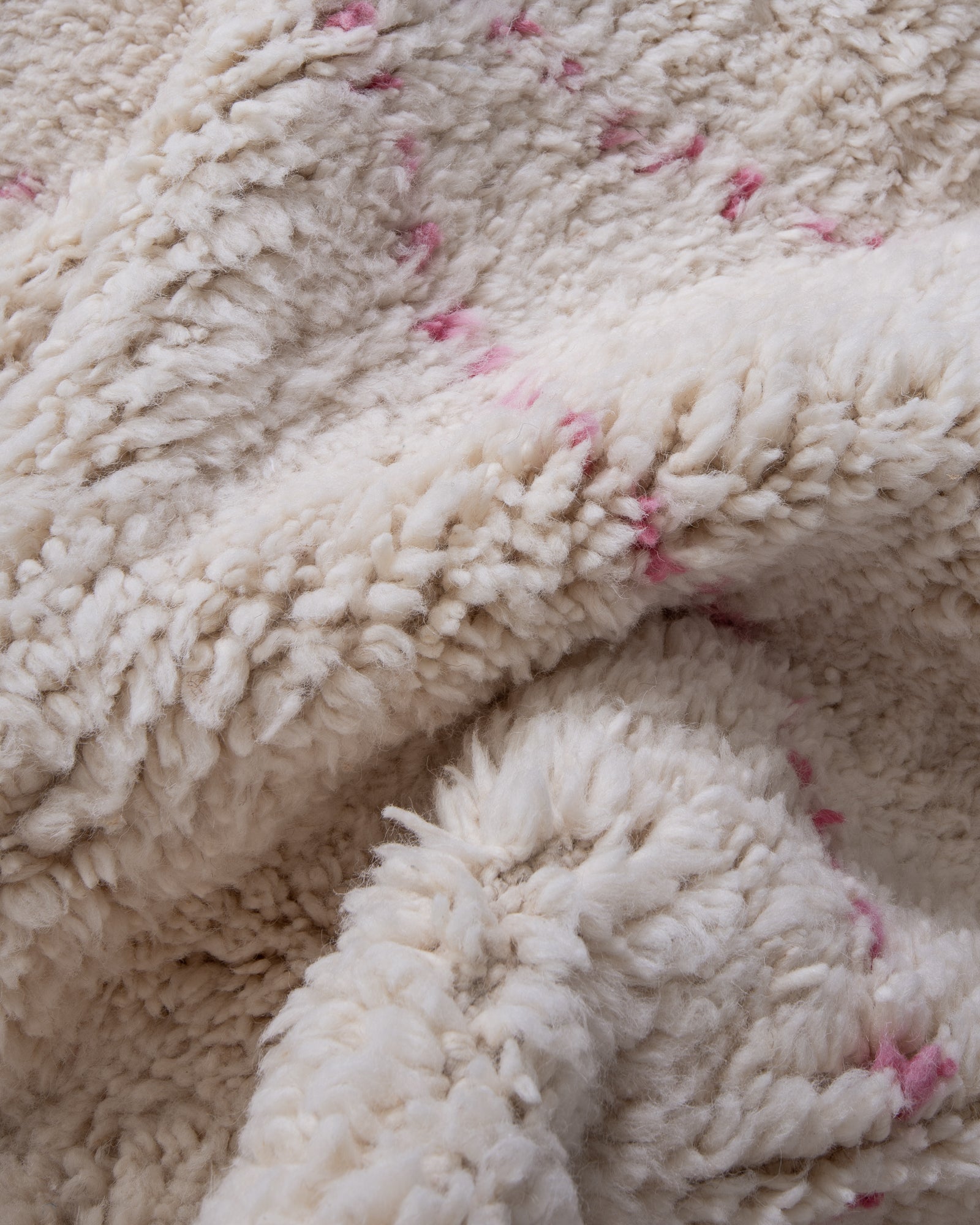 Modern designer handcrafted Berber rug from morocco Beniourain with beautiful colors and patterns