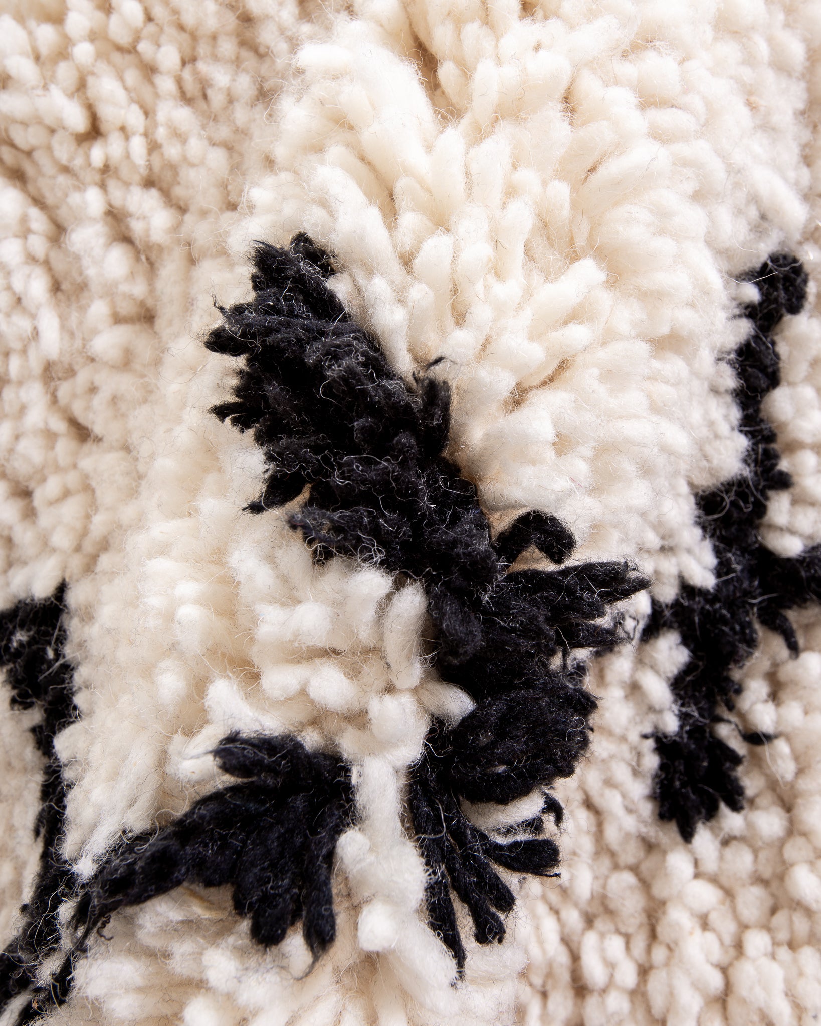 Modern designer handcrafted Berber rug from morocco Beniourain with beautiful colors and patterns