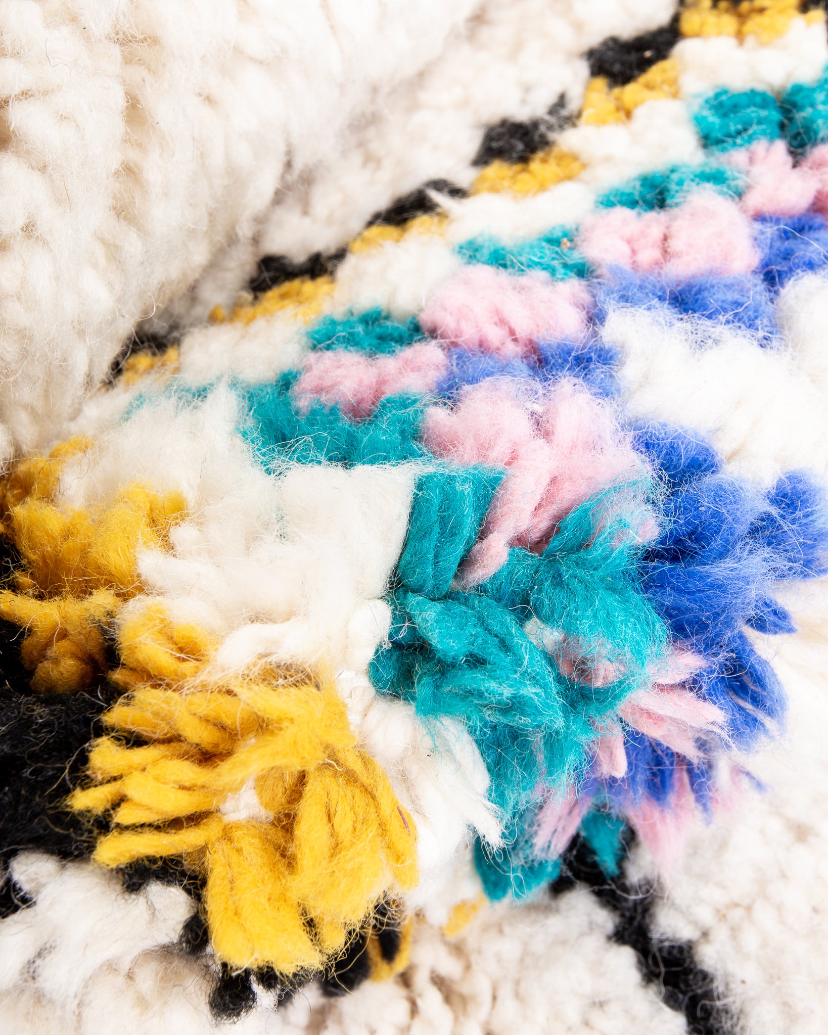 Modern designer handcrafted Berber rug from morocco Beniourain with beautiful colors and patterns