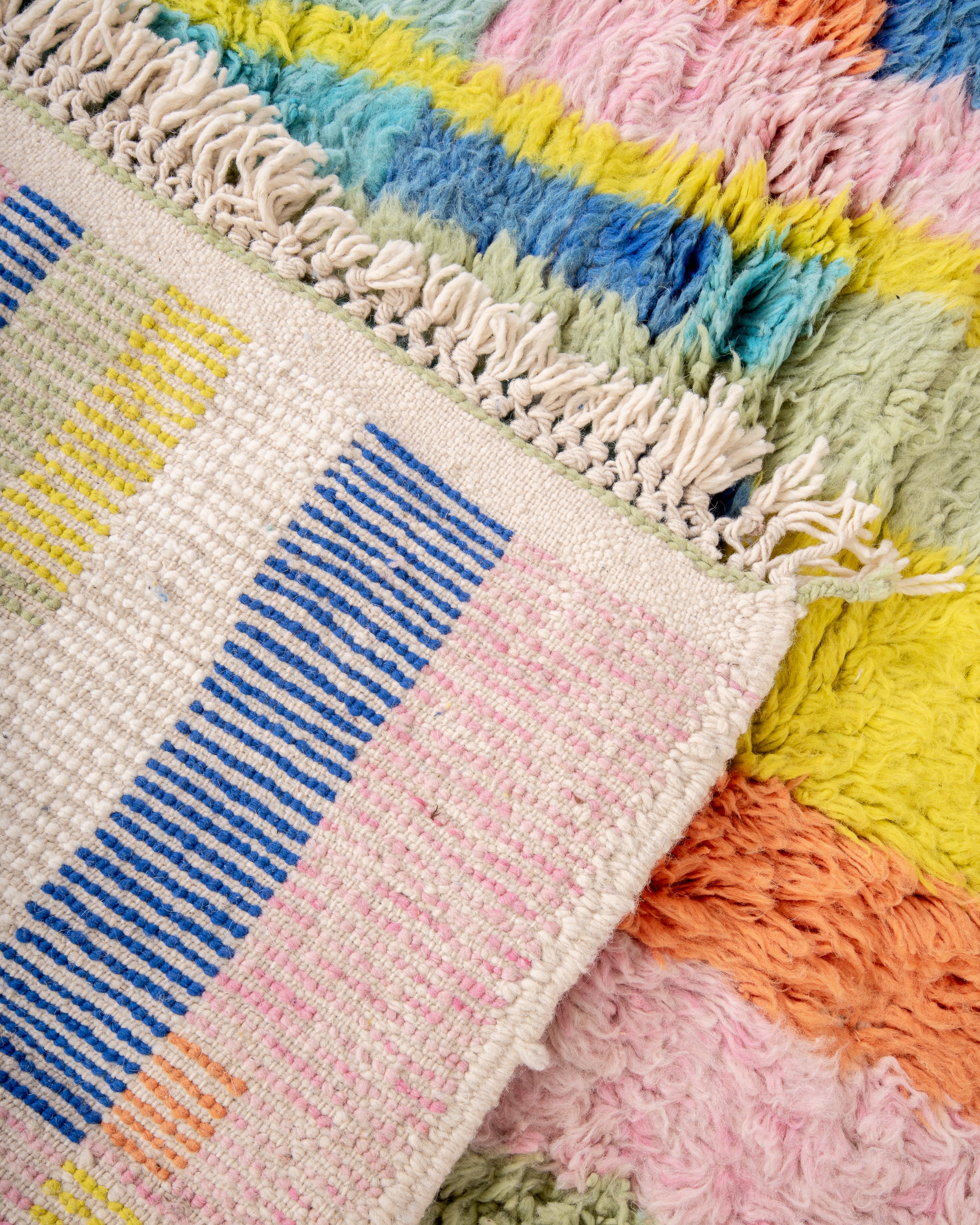 Modern designer handcrafted Berber rug from morocco Beniourain with beautiful colors and patterns