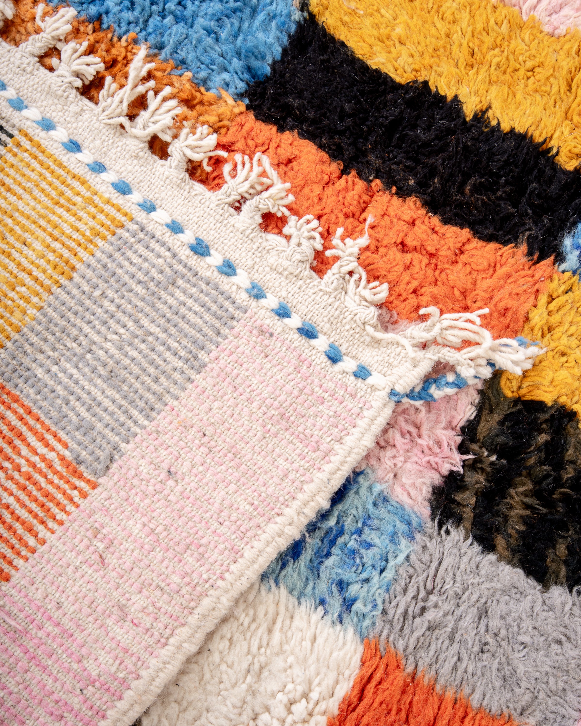 Modern designer handcrafted Berber rug from morocco Beniourain with beautiful colors and patterns