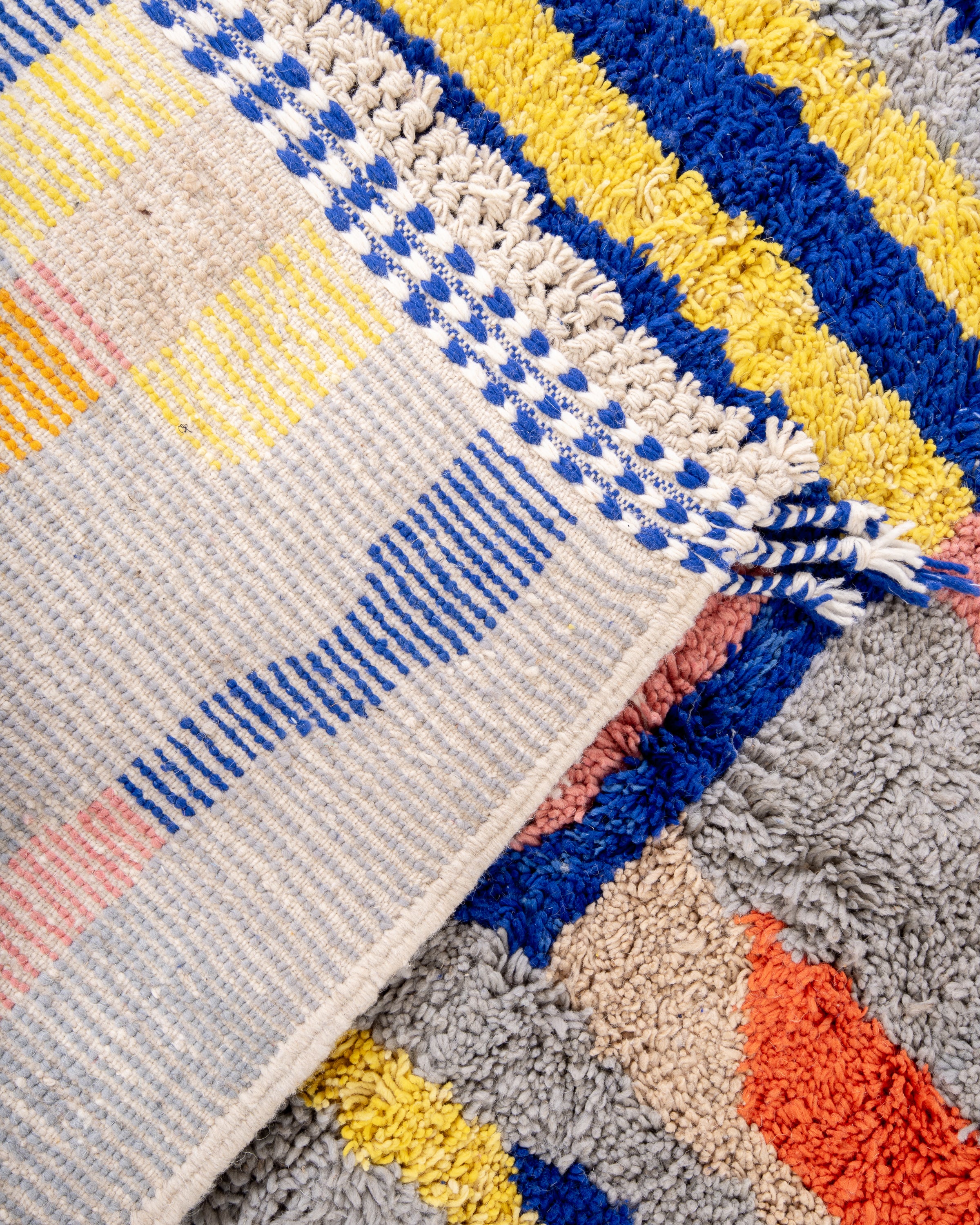 Modern designer handcrafted Berber rug from morocco Beniourain with beautiful colors and patterns