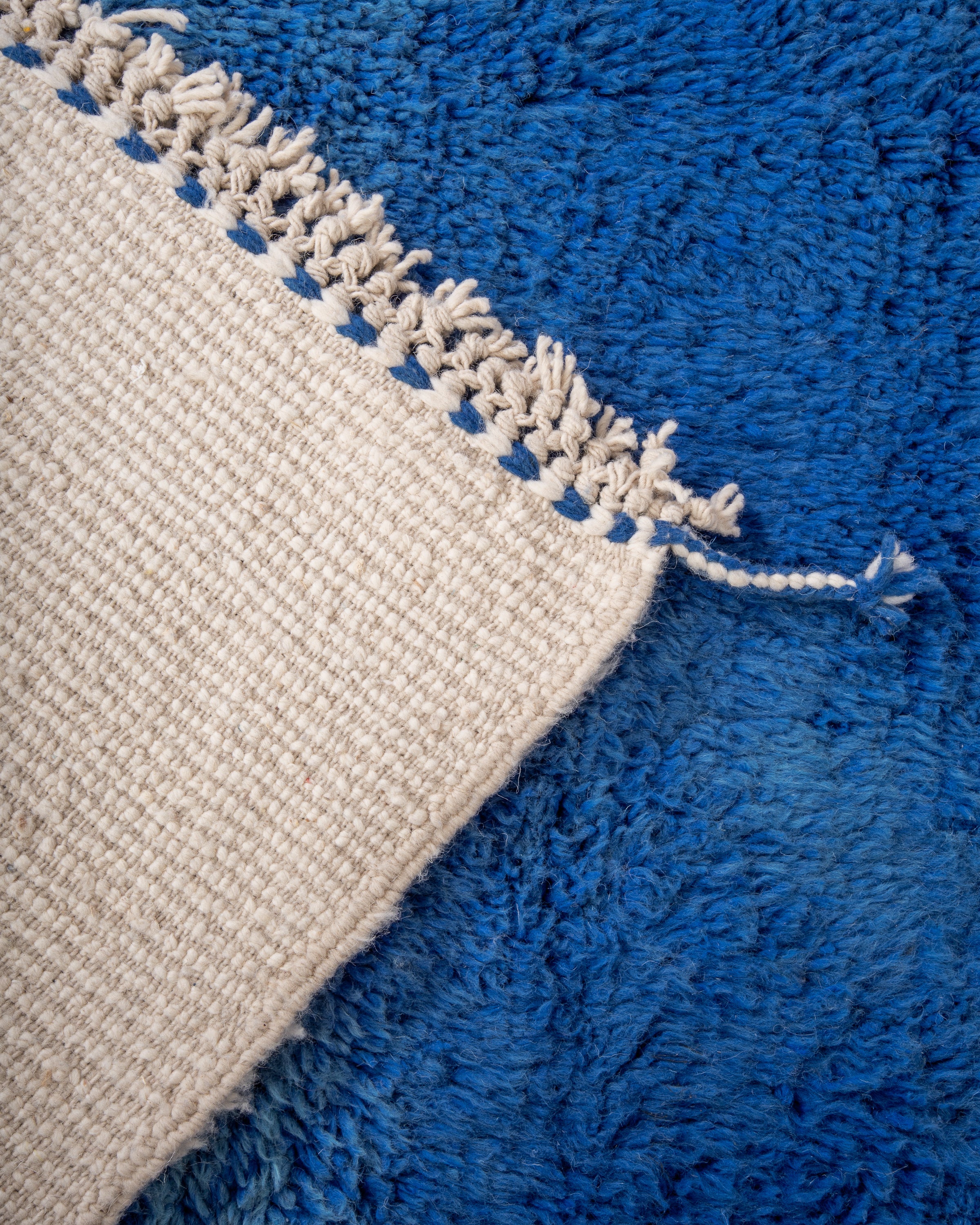 Modern designer handcrafted Berber rug from morocco Beniourain with beautiful colors and patterns