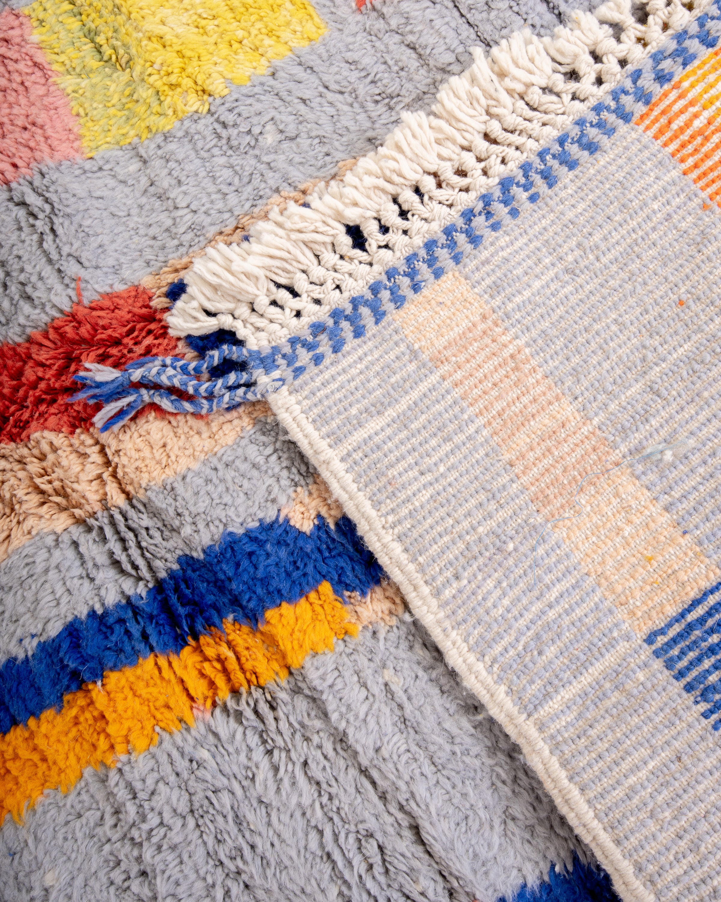 Modern designer handcrafted Berber rug from morocco Beniourain with beautiful colors and patterns