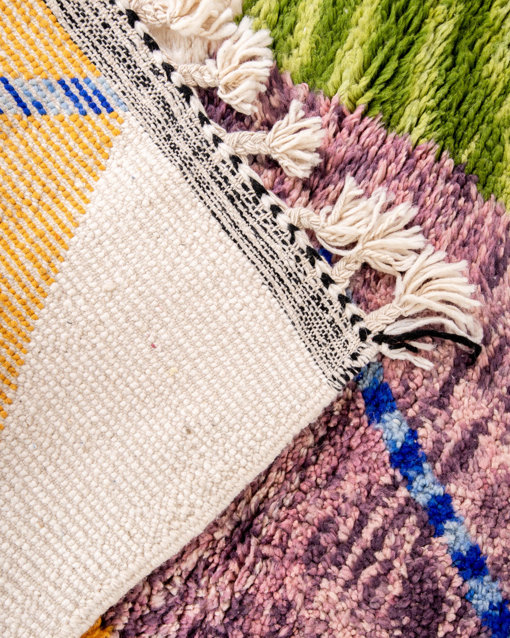 Modern designer handcrafted Berber rug from morocco Beniourain with beautiful colors and patterns