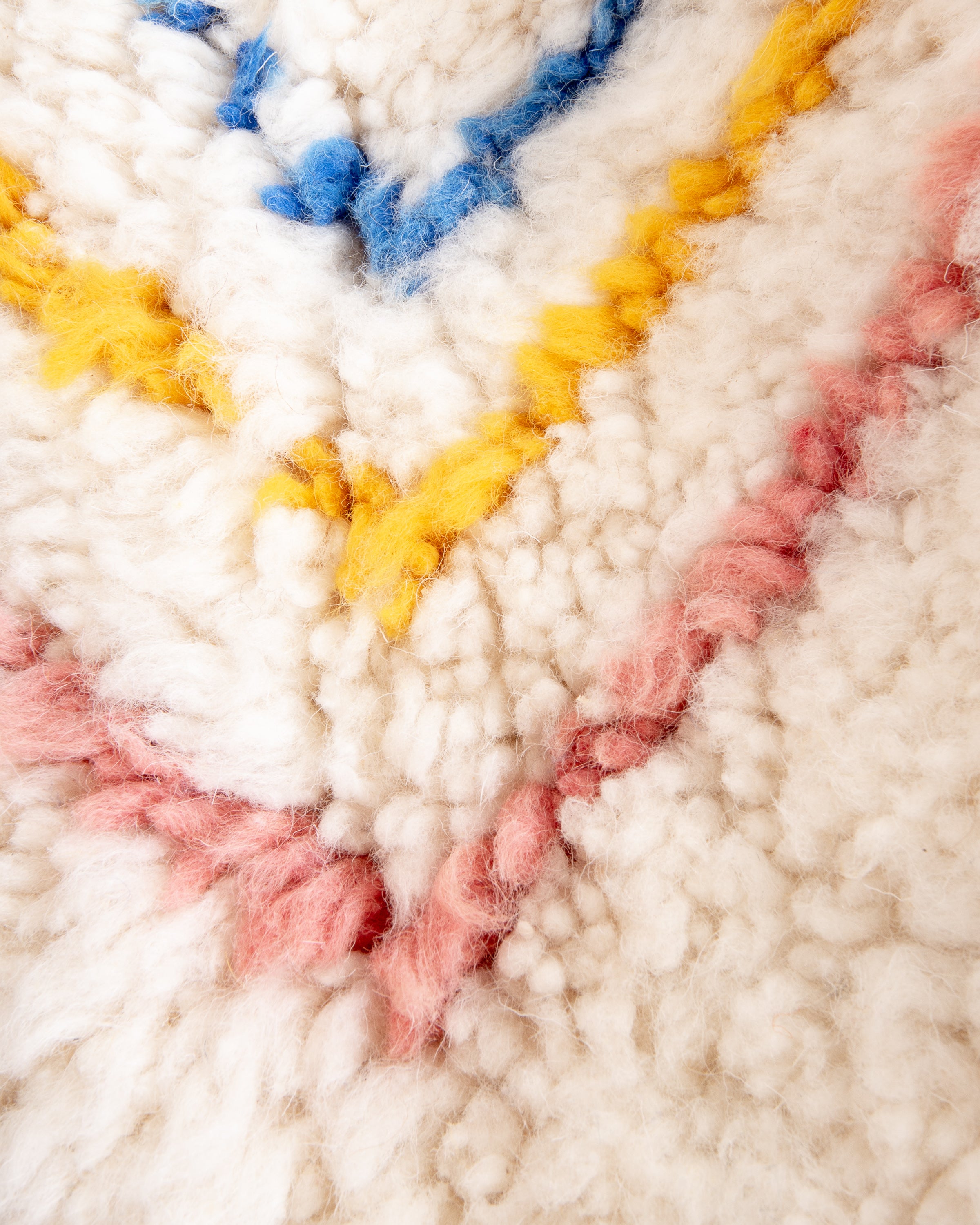 Modern designer handcrafted Berber rug from morocco Beniourain with beautiful colors and patterns