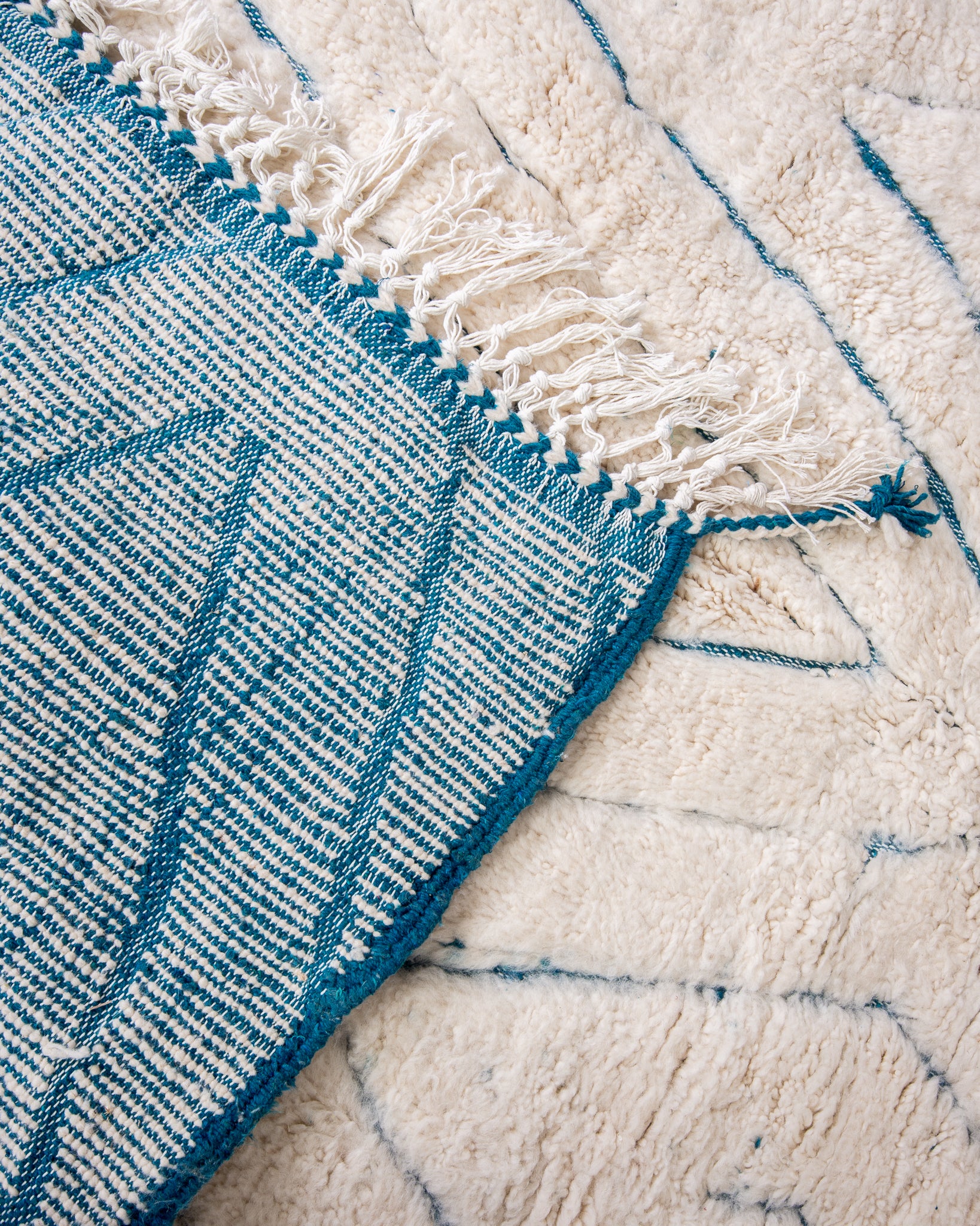 Modern designer handcrafted Berber rug from morocco Beniourain with beautiful colors and patterns