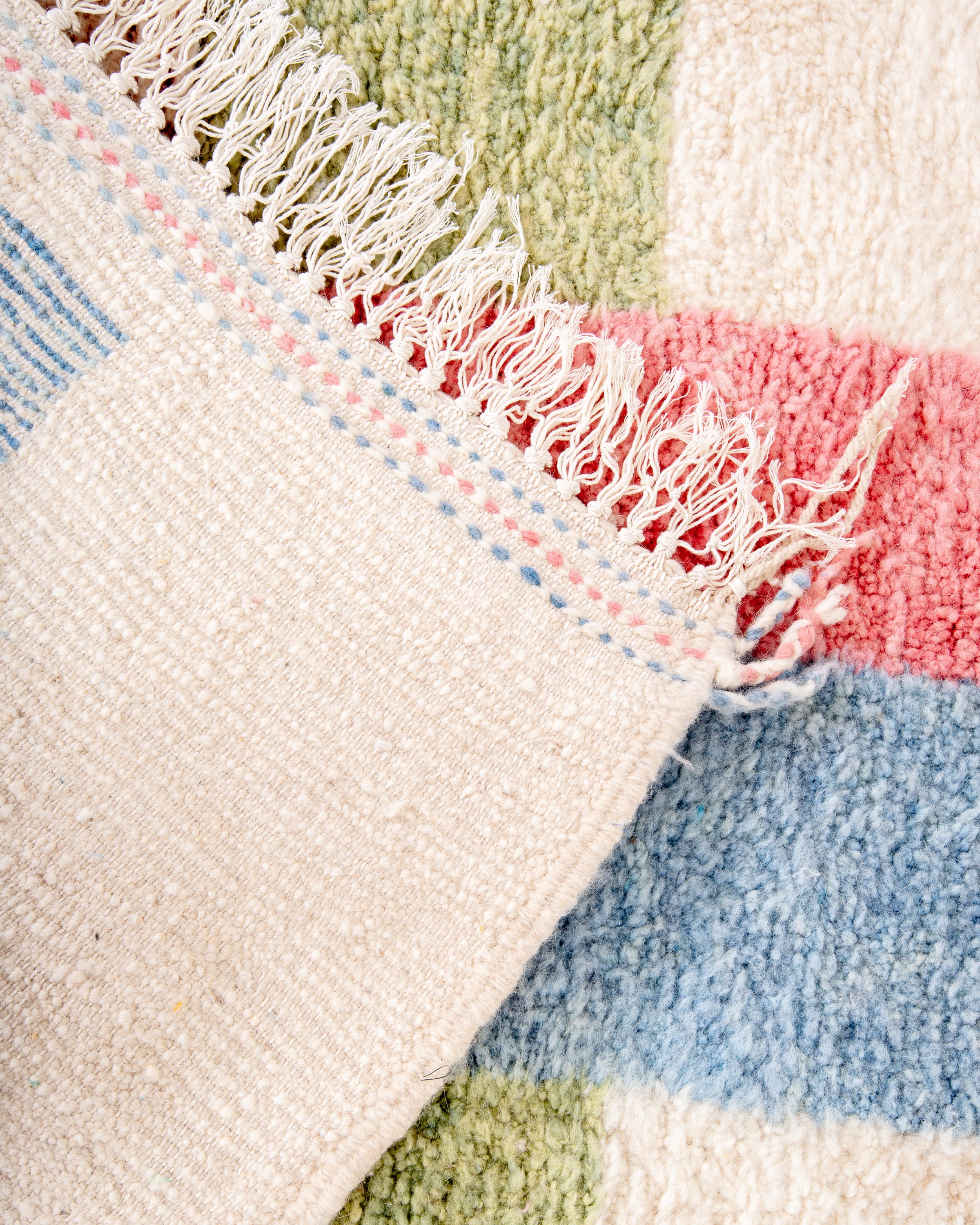 Modern designer handcrafted Berber rug from morocco Beniourain with beautiful colors and patterns