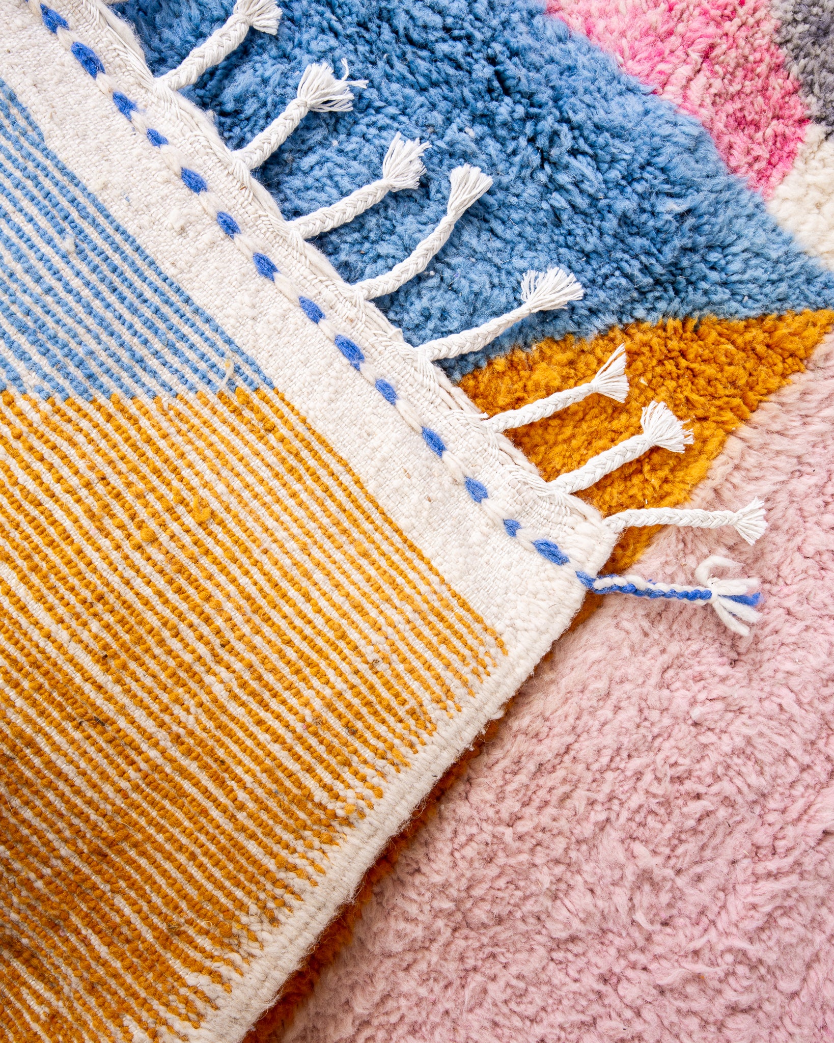 Modern designer handcrafted Berber rug from morocco Beniourain with beautiful colors and patterns