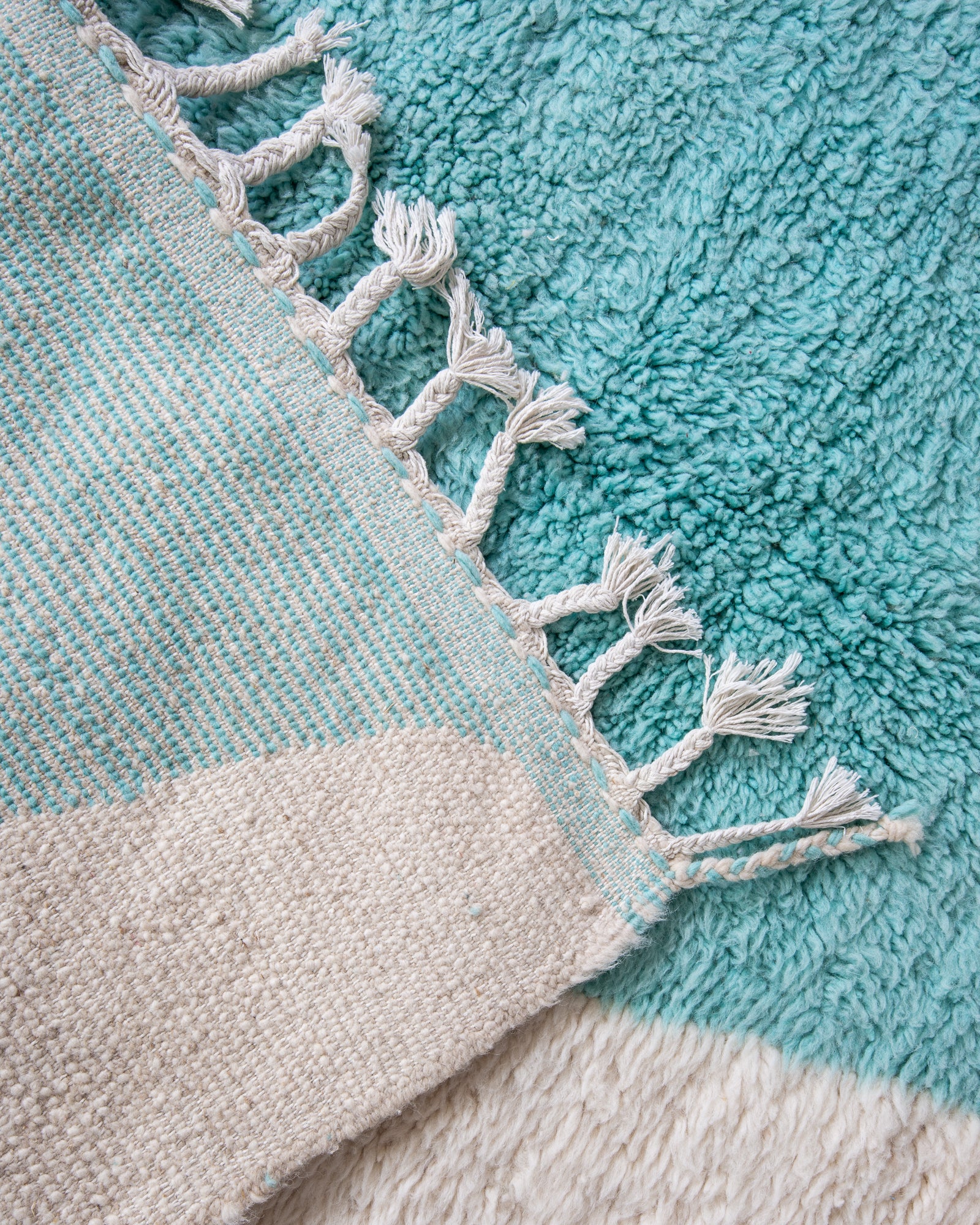 Modern designer handcrafted Berber rug from morocco Beniourain with beautiful colors and patterns