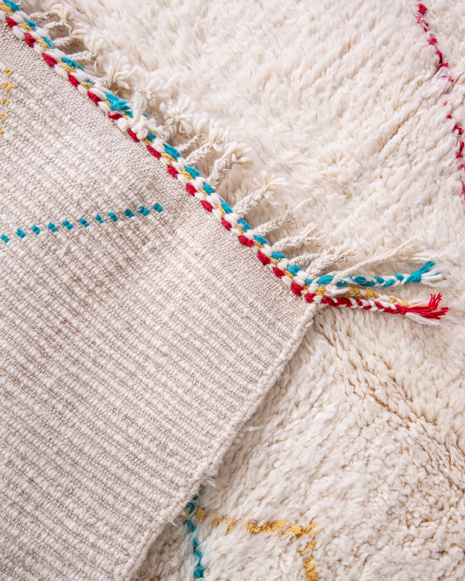 Modern designer handcrafted Berber rug from morocco Beniourain with beautiful colors and patterns