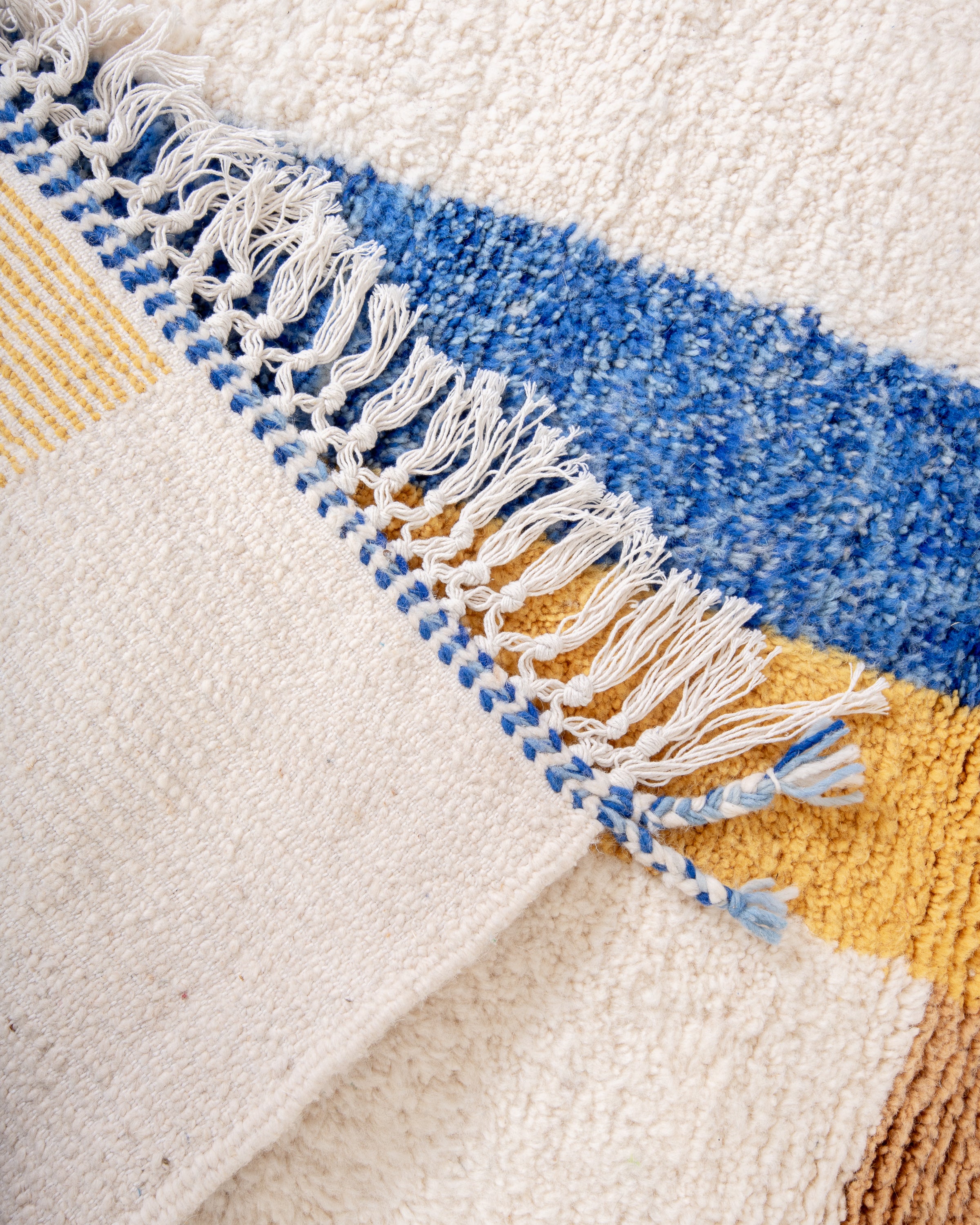 Modern designer handcrafted Berber rug from morocco Beniourain with beautiful colors and patterns