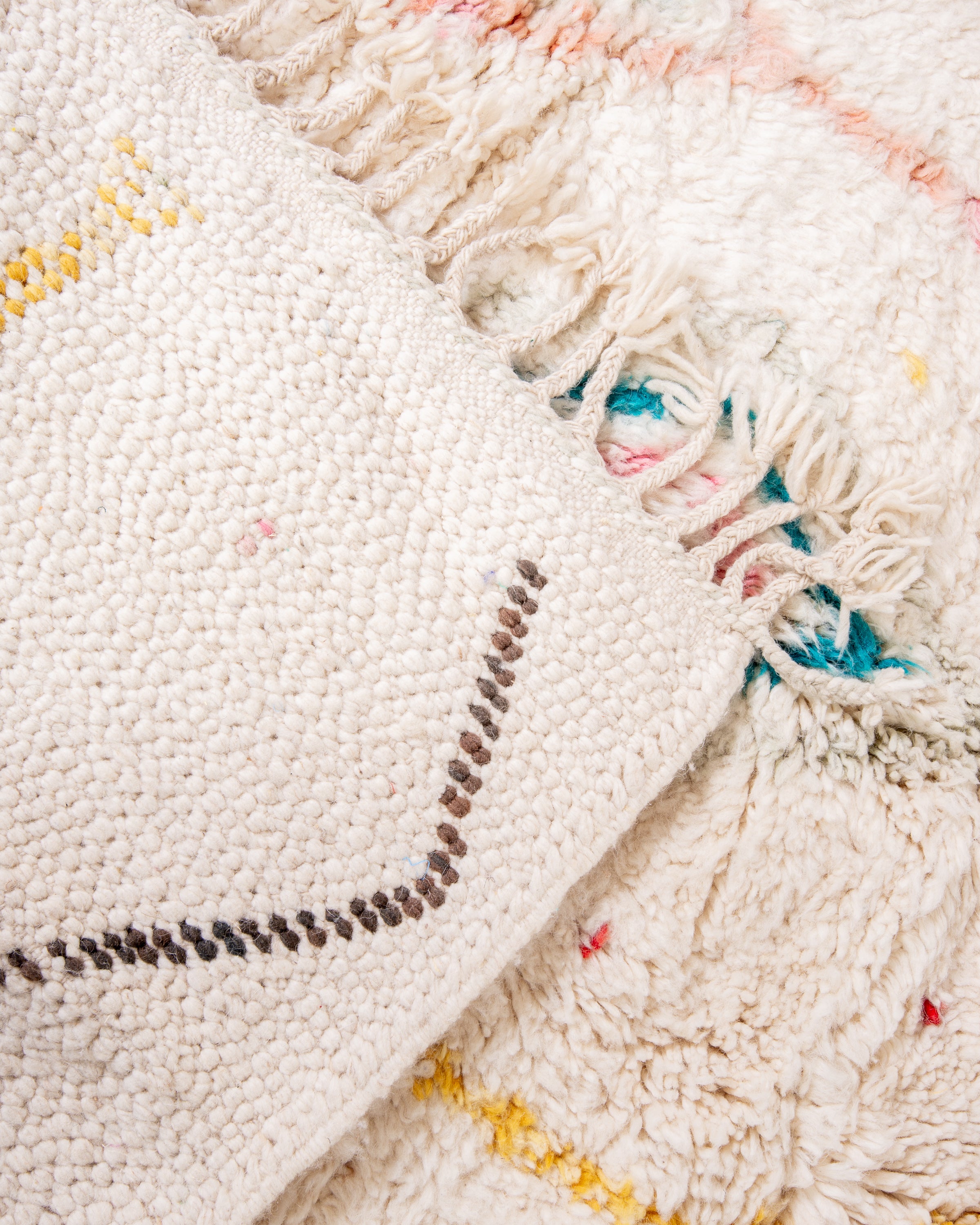 Modern designer handcrafted Berber rug from morocco Beniourain with beautiful colors and patterns