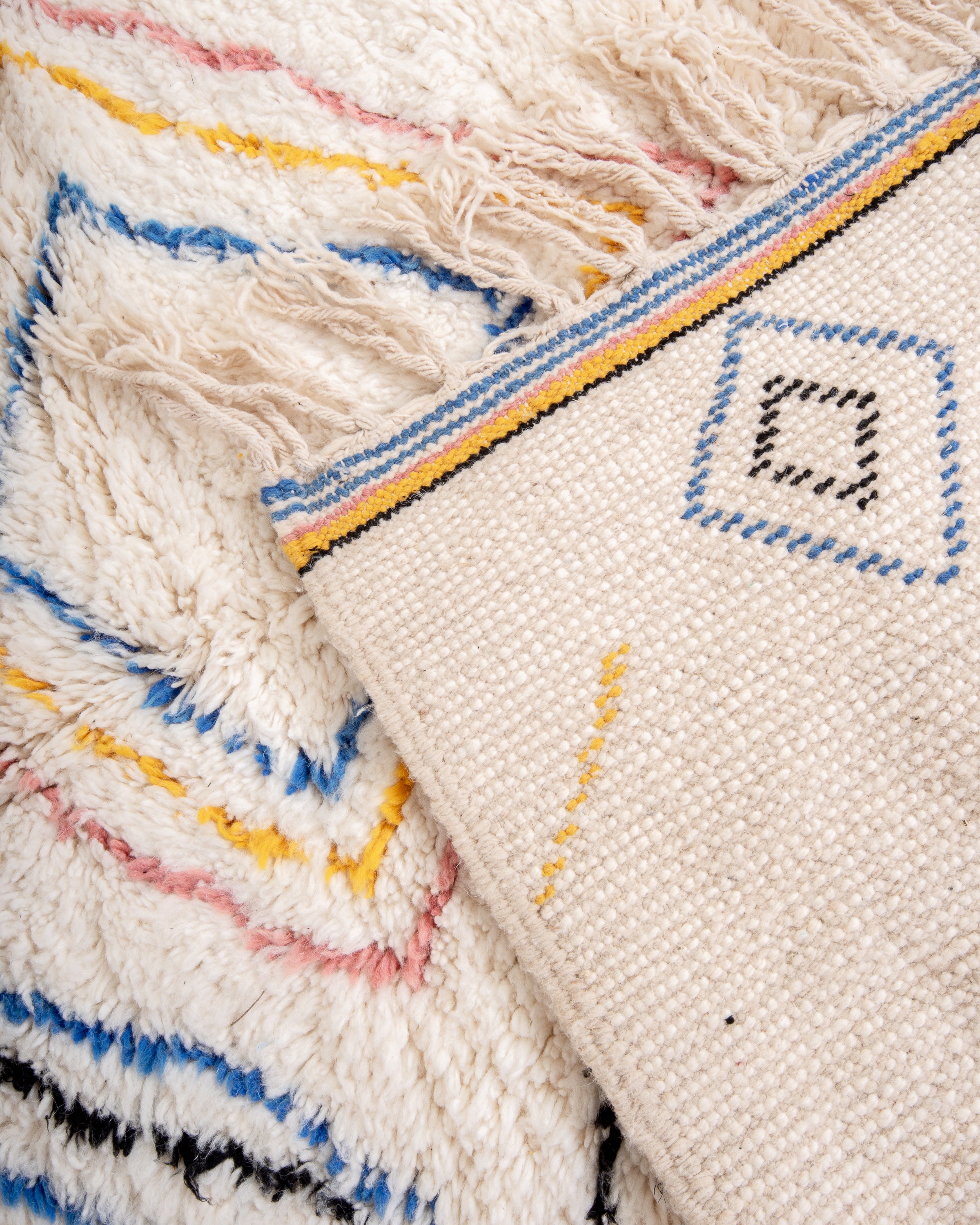 Modern designer handcrafted Berber rug from morocco Beniourain with beautiful colors and patterns