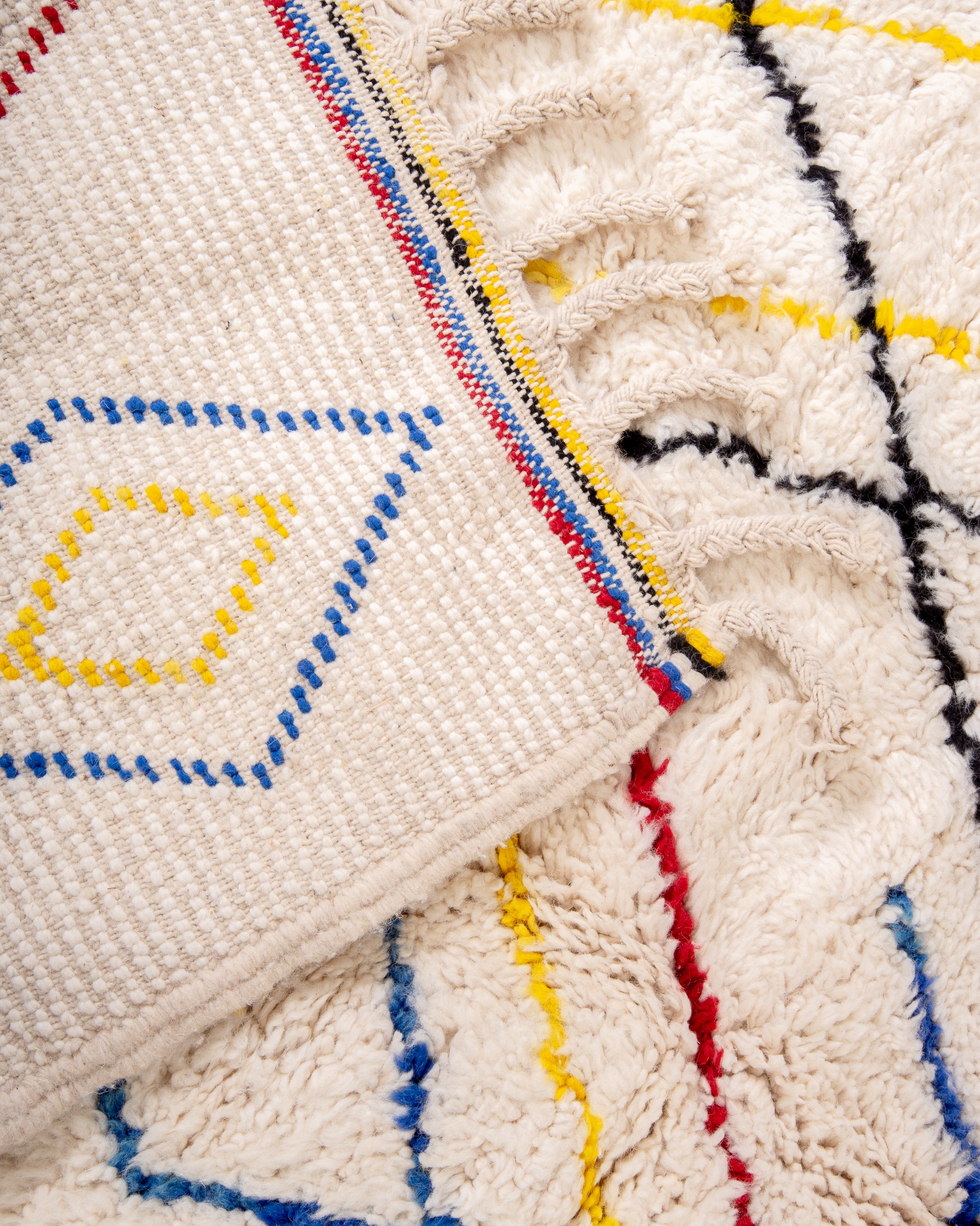 Modern designer handcrafted Berber rug from morocco Beniourain with beautiful colors and patterns