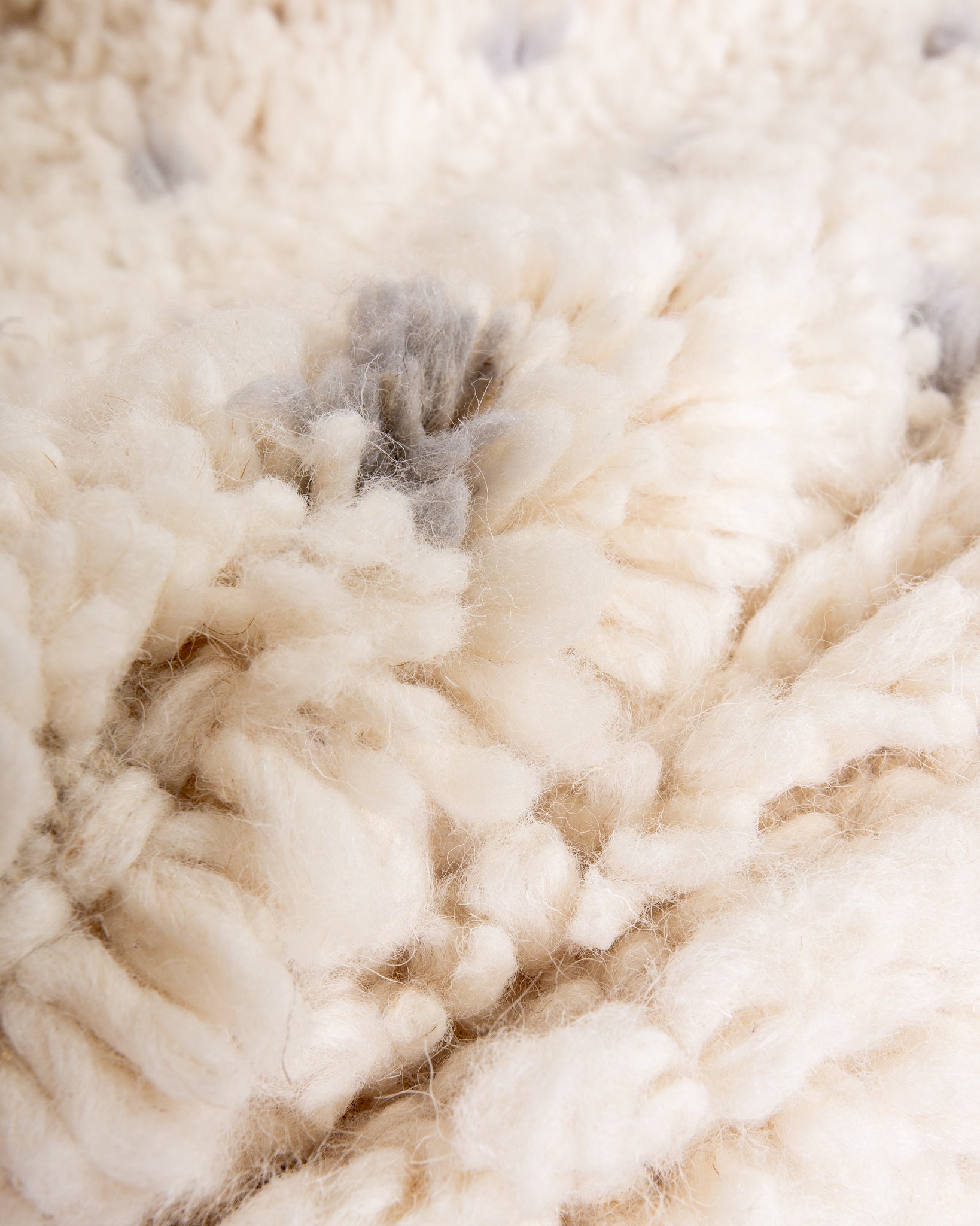 Modern designer handcrafted Berber rug from morocco Beniourain with beautiful colors and patterns