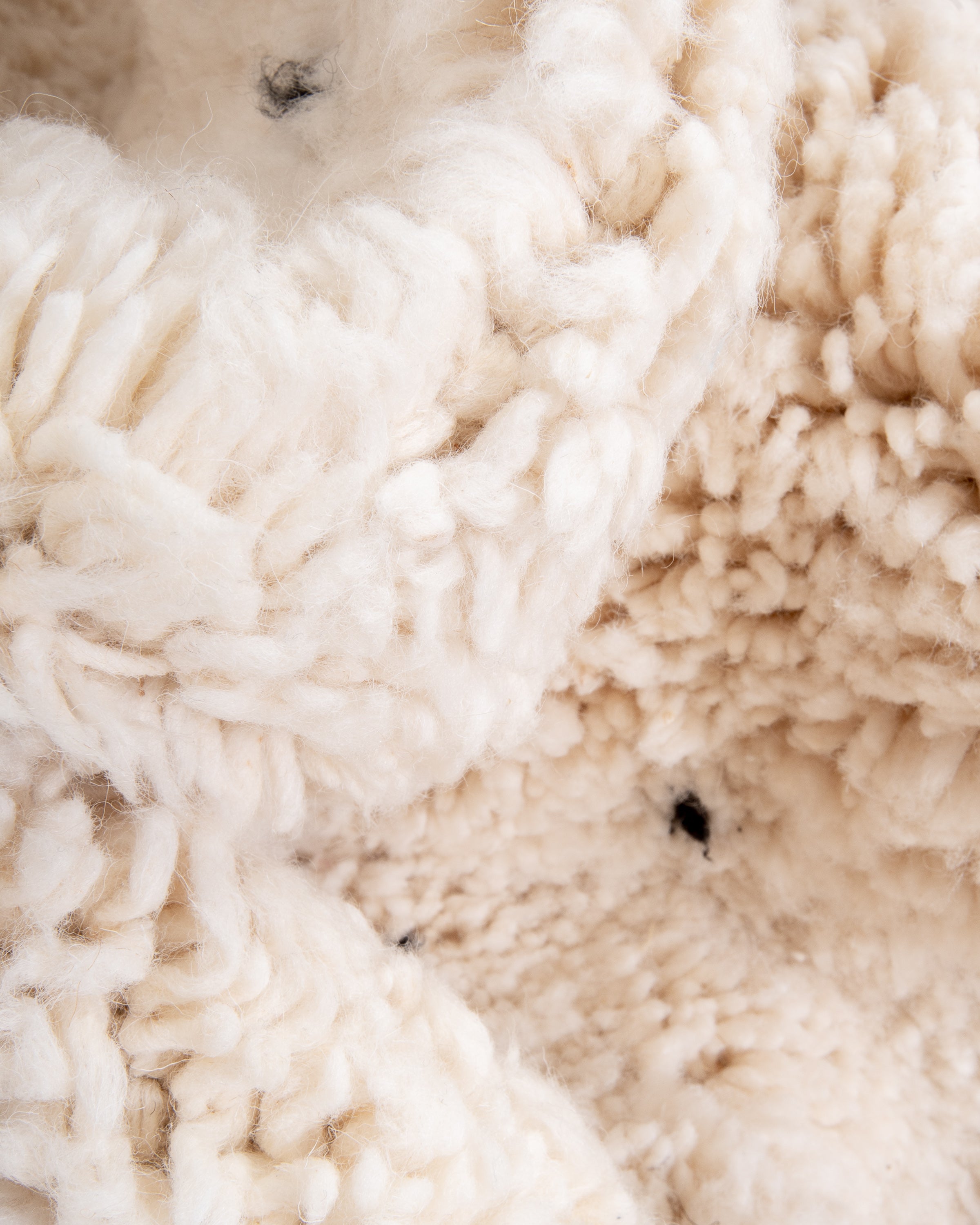 Modern designer handcrafted Berber rug from morocco Beniourain with beautiful colors and patterns