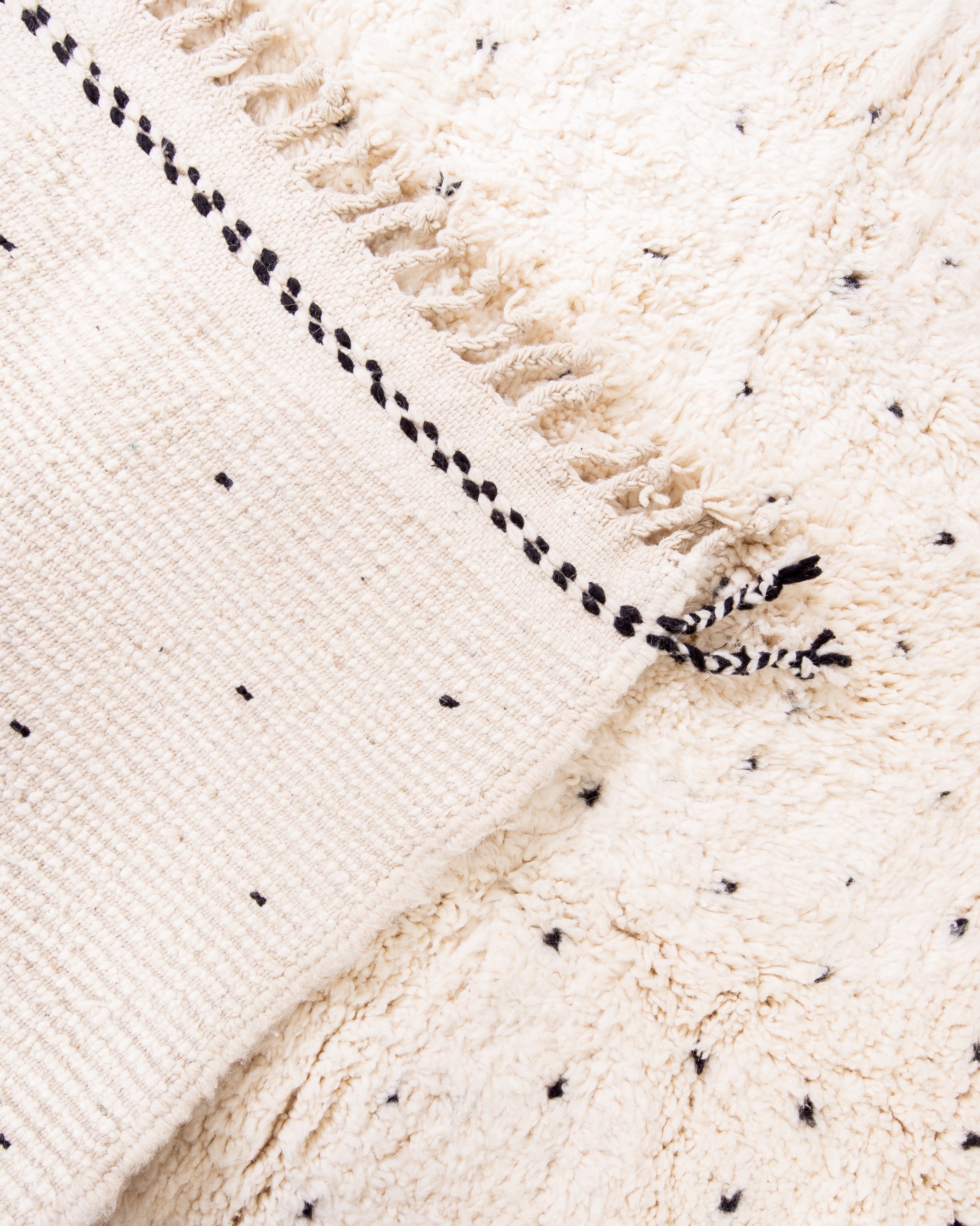 Modern designer handcrafted Berber rug from morocco Beniourain with beautiful colors and patterns