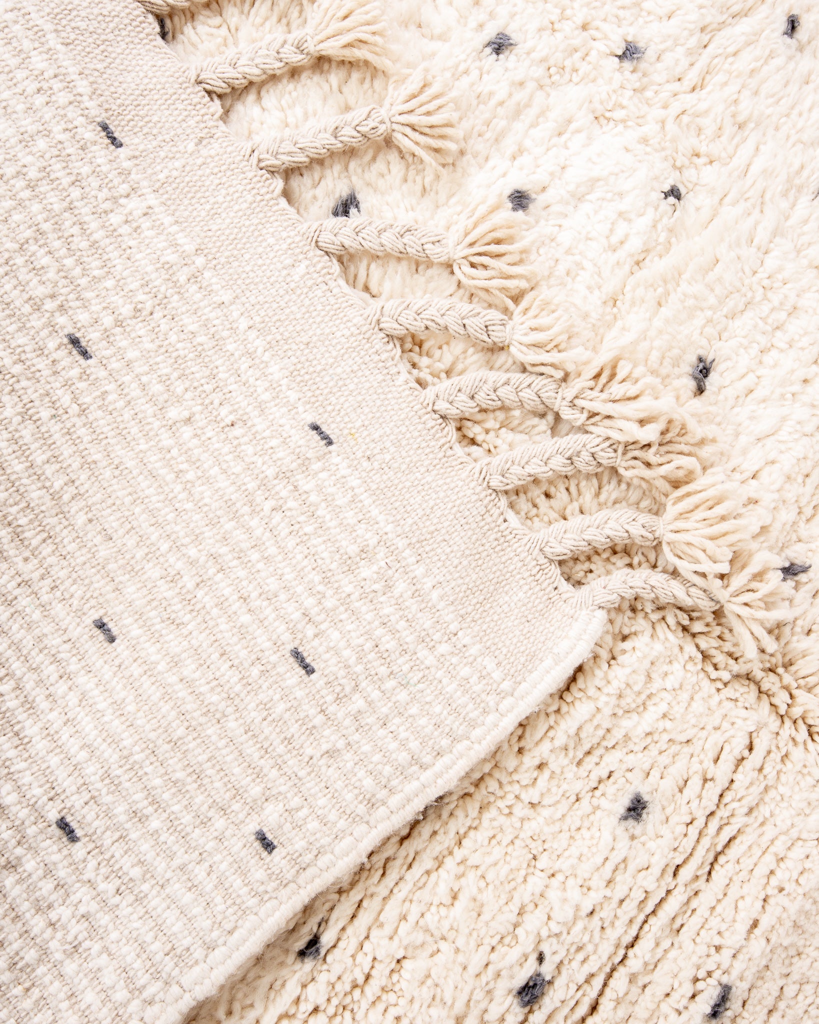 Modern designer handcrafted Berber rug from morocco Beniourain with beautiful colors and patterns