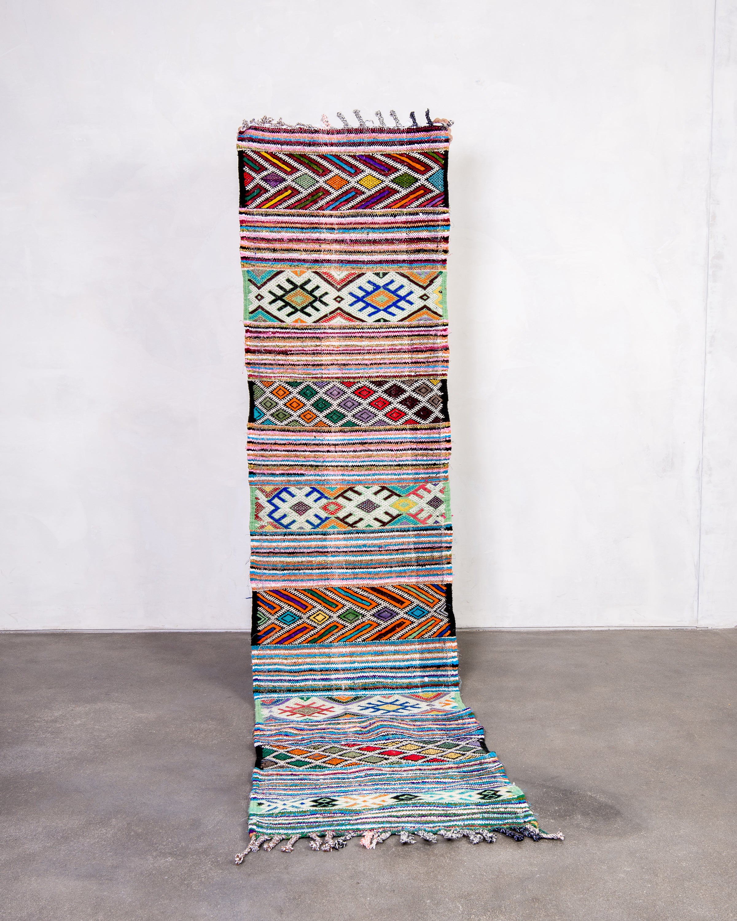 Modern designer handcrafted Berber rug from morocco Kelim with beautiful colors and patterns