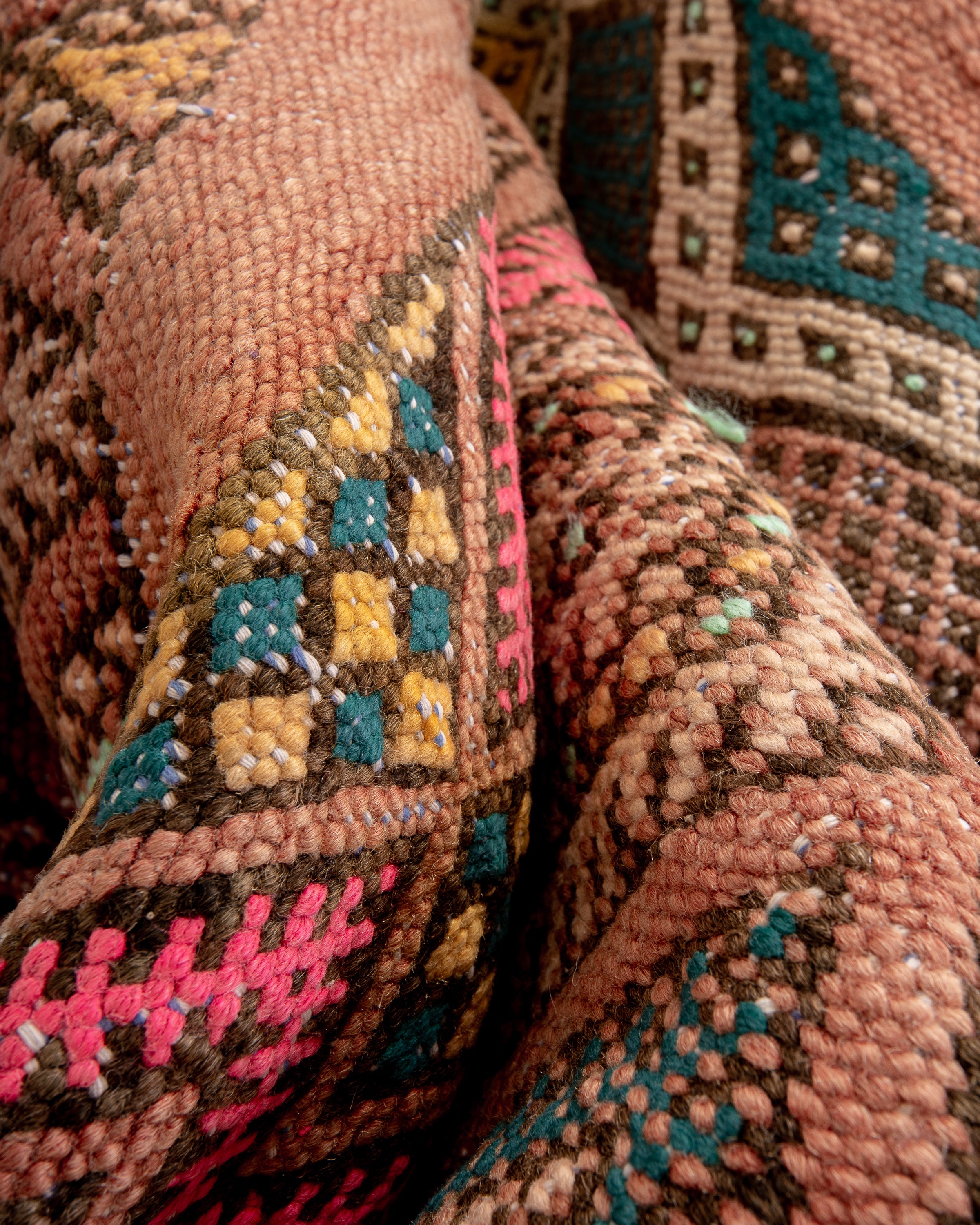 Modern designer handcrafted Berber rug from morocco Kelim with beautiful colors and patterns