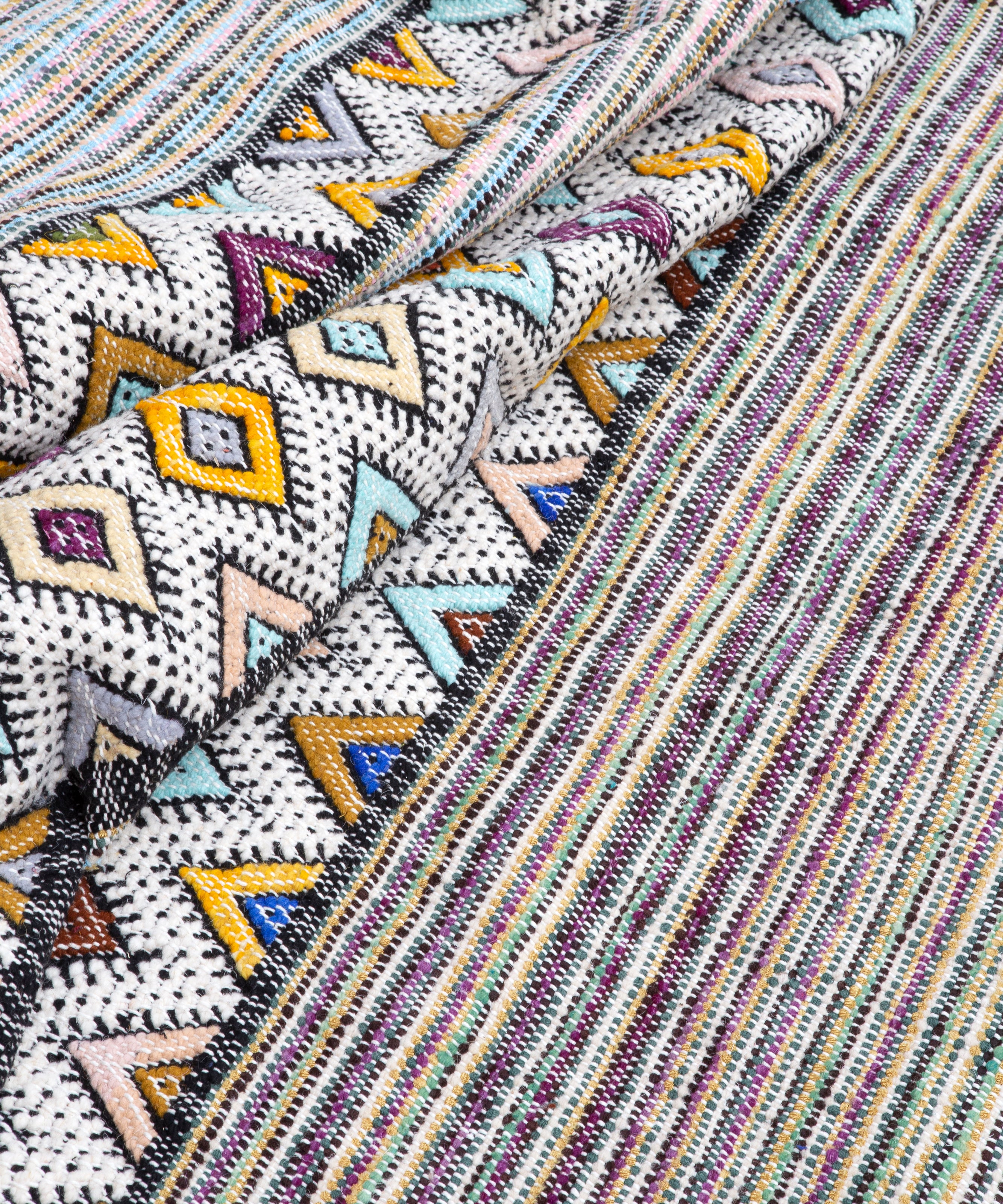 Modern designer handcrafted Berber rug from morocco Kelim with beautiful colors and patterns