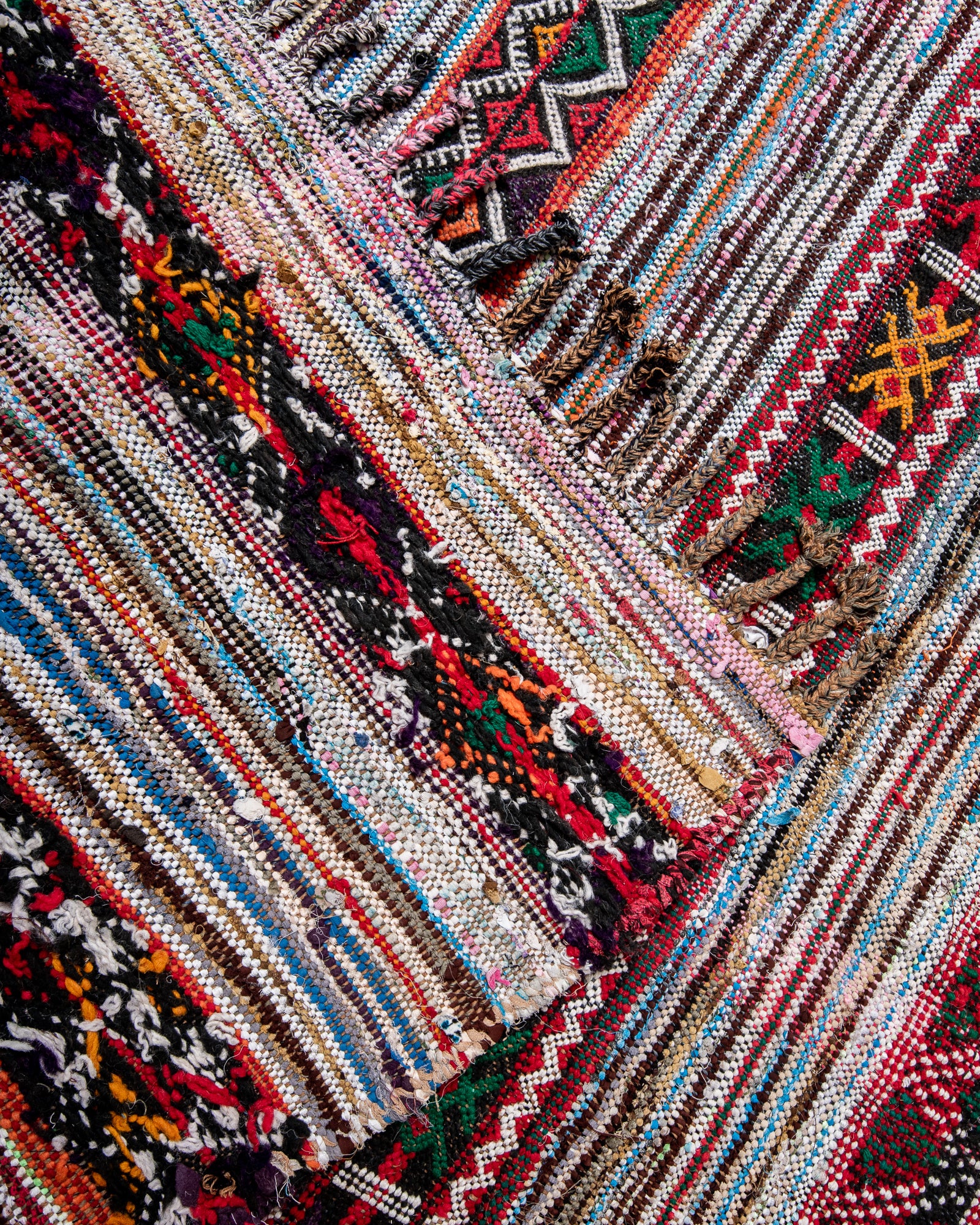 Modern, designer, handcrafted Berber rug from Morocco. Kelim carpet with beautiful designs and robust flat weave. 100% wool.