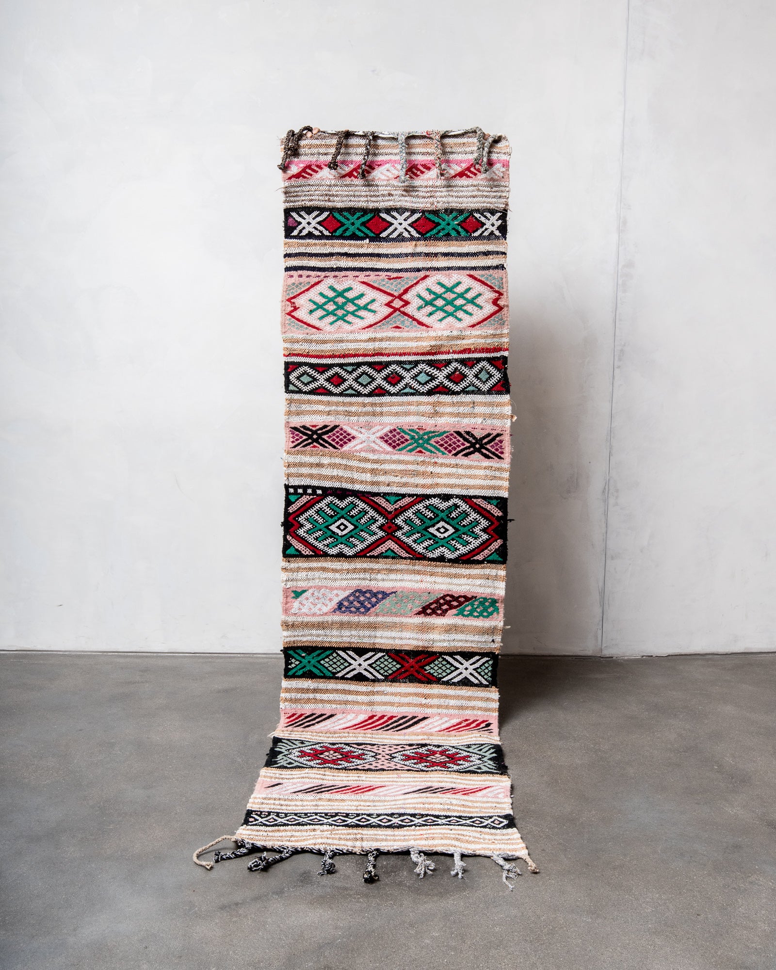 Modern, designer, handcrafted Berber rug from Morocco. Kelim carpet with beautiful designs and robust flat weave. 100% wool.