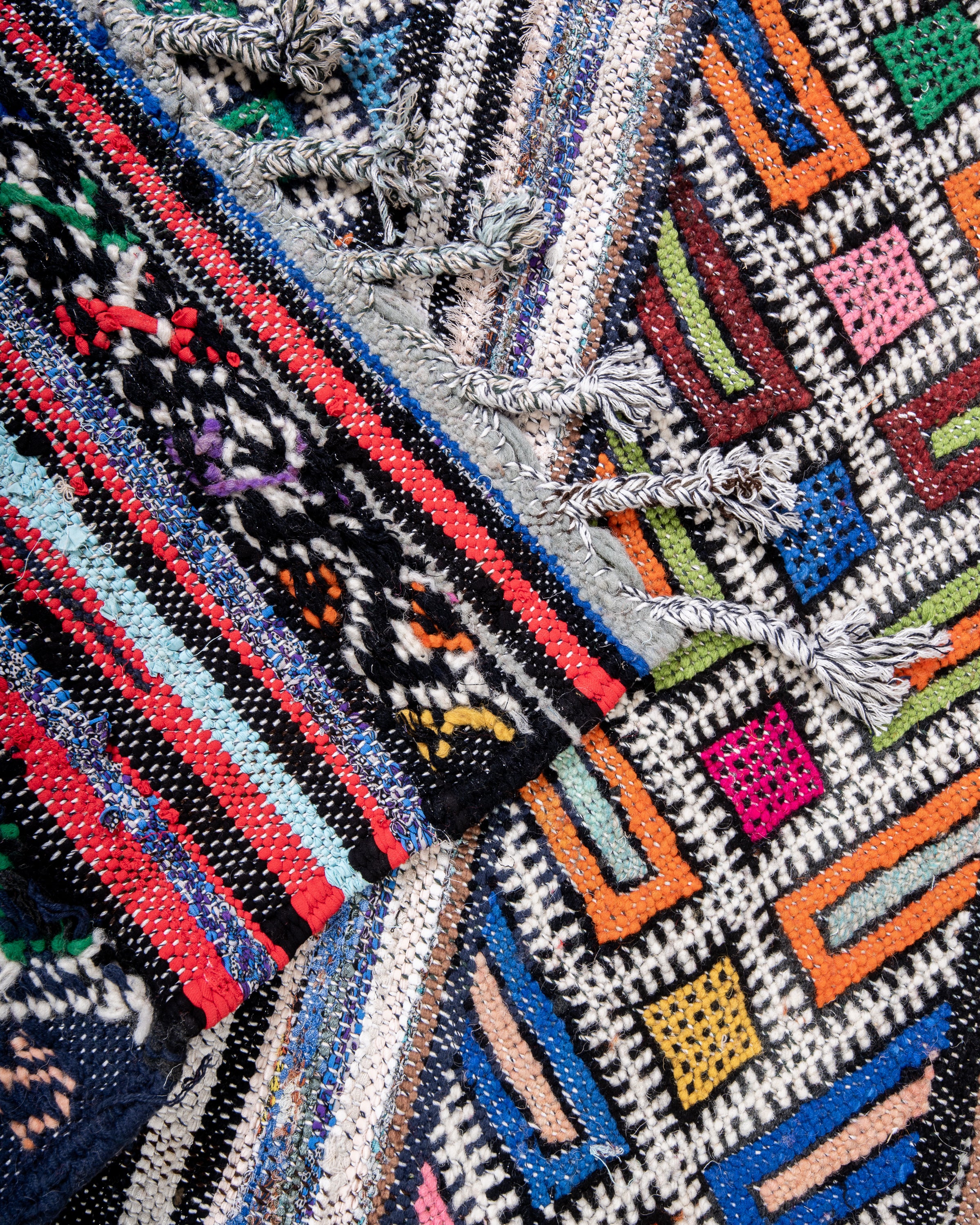 Modern designer handcrafted Berber rug from morocco Kelim with beautiful colors and patterns
