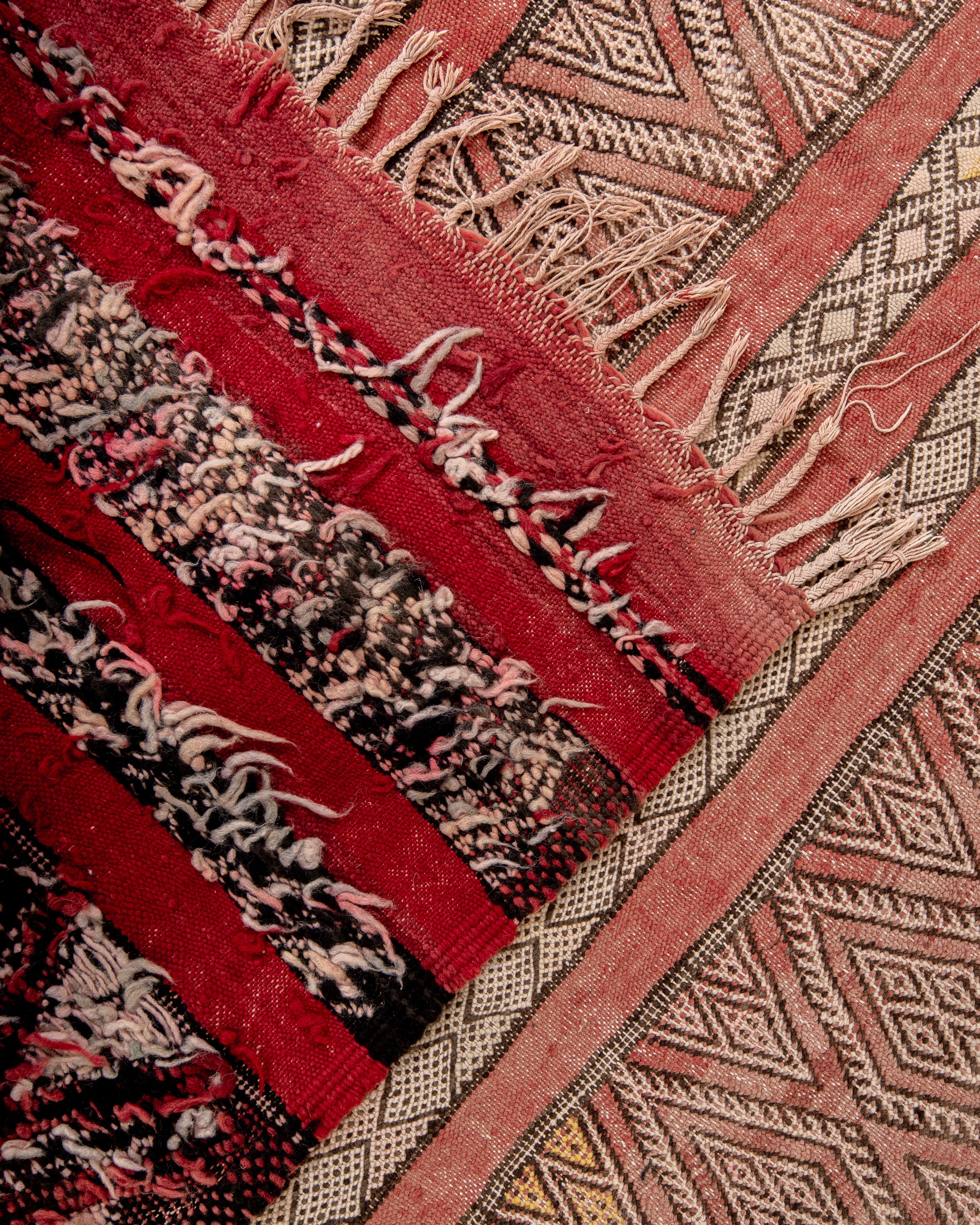 Modern designer handcrafted Berber rug from morocco Kelim with beautiful colors and patterns