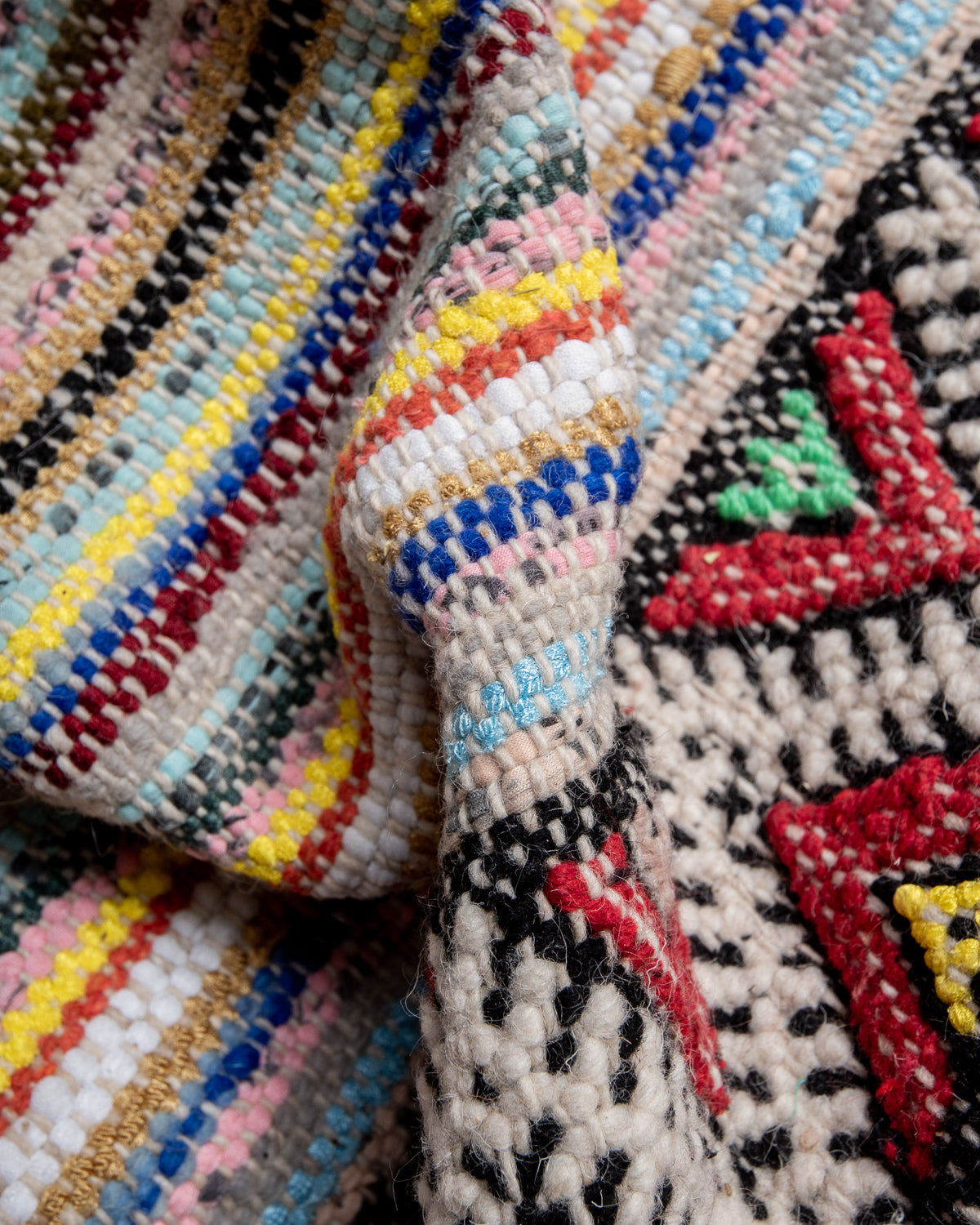 Modern, designer, handcrafted Berber rug from Morocco. Vintage Kelim carpet with beautiful designs and robust flat weave. 100% wool.