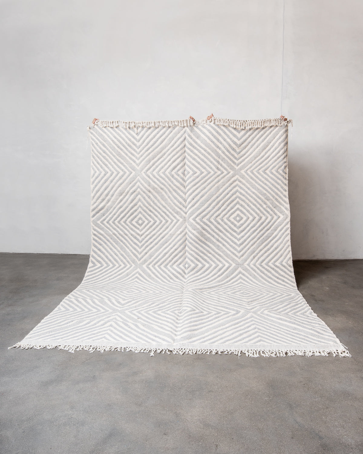 Modern, designer, handcrafted Berber rug from Morocco. Kelim carpet with beautiful designs and robust flat weave. 100% wool.