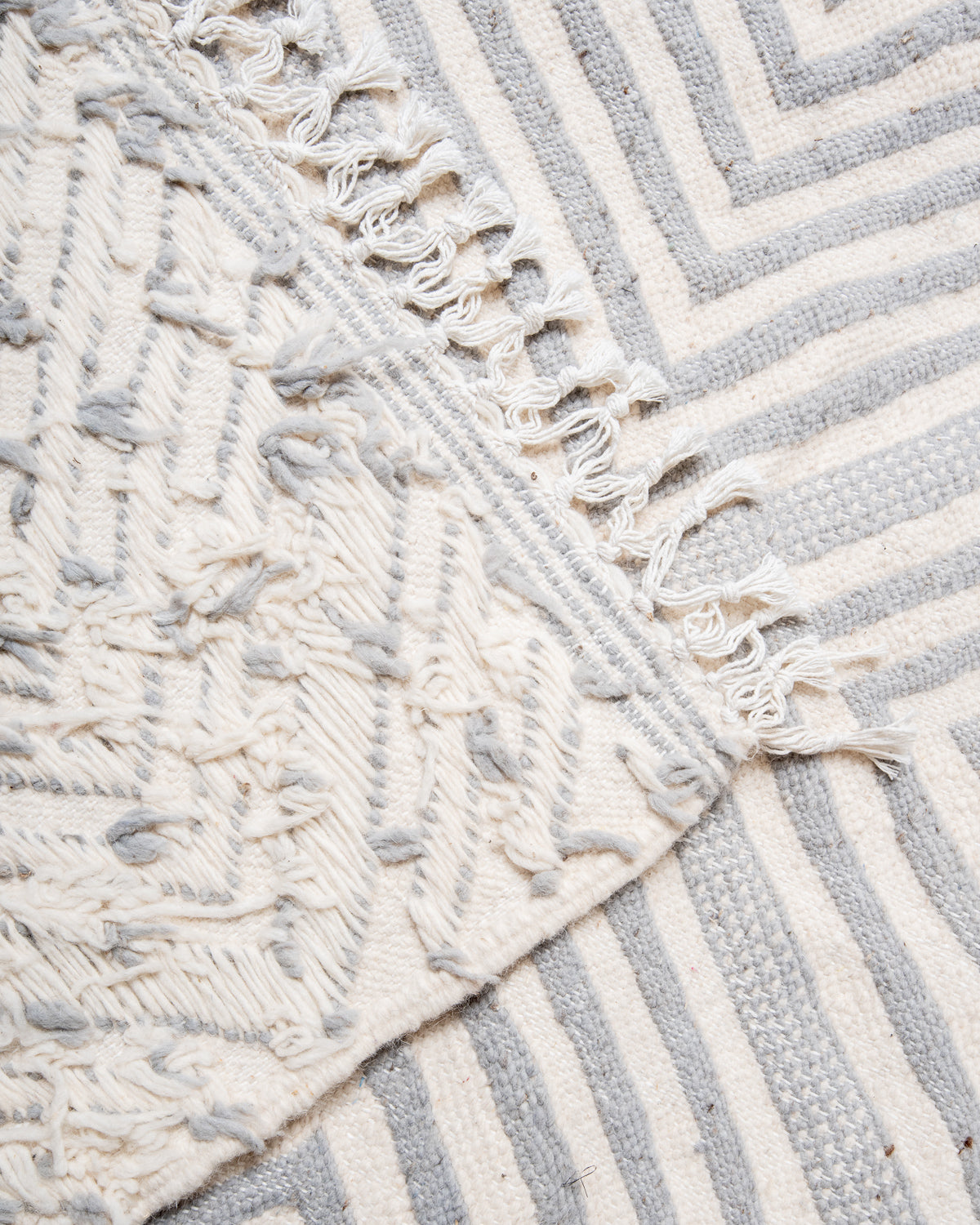 Modern, designer, handcrafted Berber rug from Morocco. Kelim carpet with beautiful designs and robust flat weave. 100% wool.