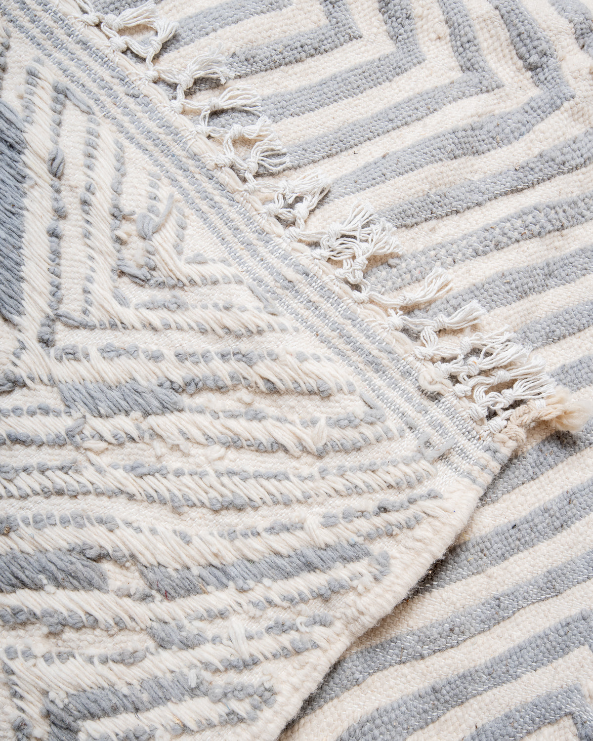 Modern, designer, handcrafted Berber rug from Morocco. Kelim carpet with beautiful designs and robust flat weave. 100% wool.