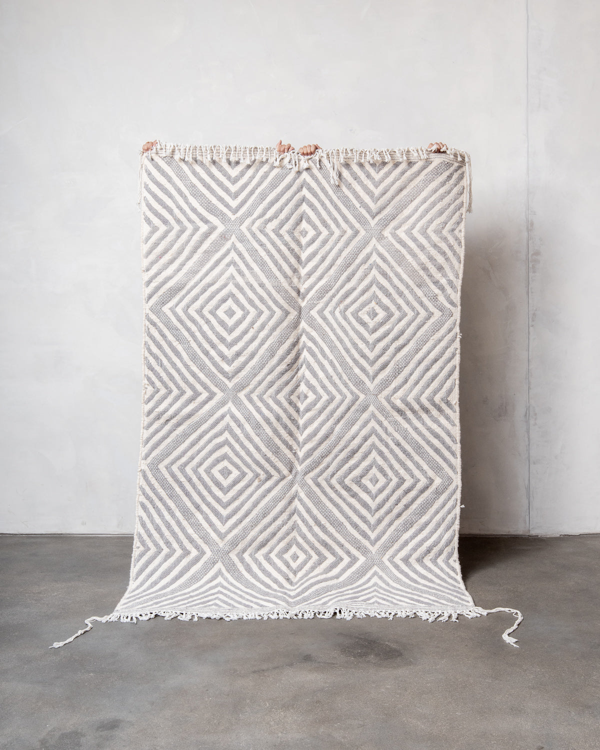 Modern, designer, handcrafted Berber rug from Morocco. Kelim carpet with beautiful designs and robust flat weave. 100% wool.