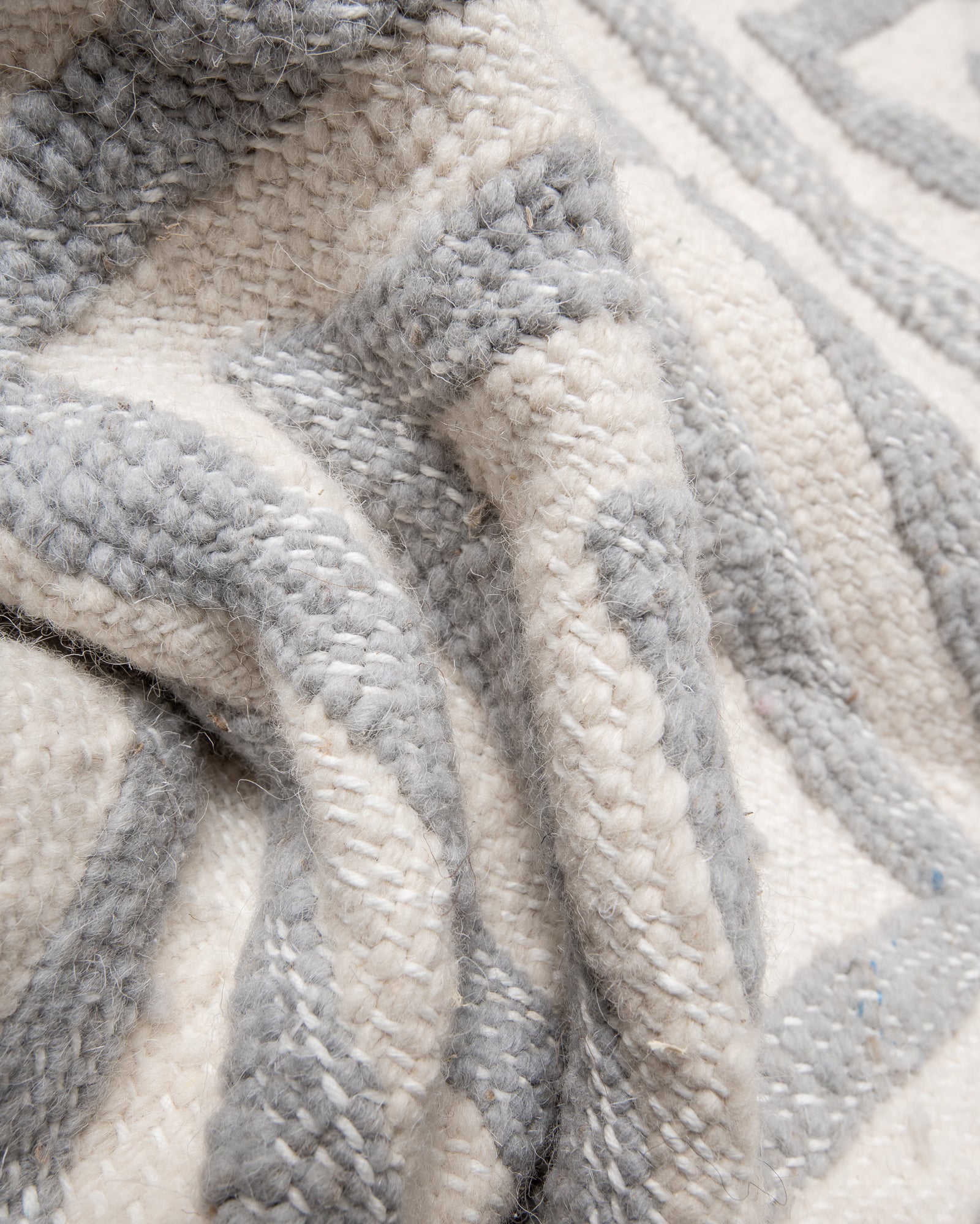 Modern, designer, handcrafted Berber rug from Morocco. Kelim carpet with beautiful designs and robust flat weave.