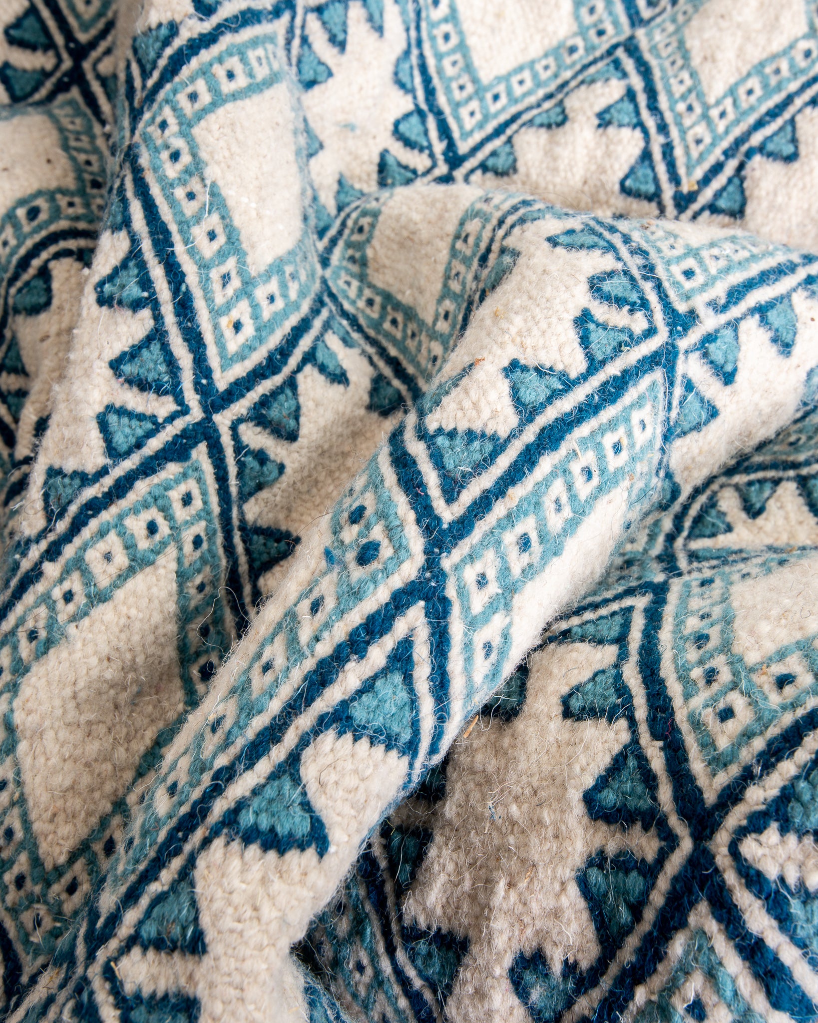 Modern designer handcrafted Berber rug from morocco Kelim with beautiful colors and patterns