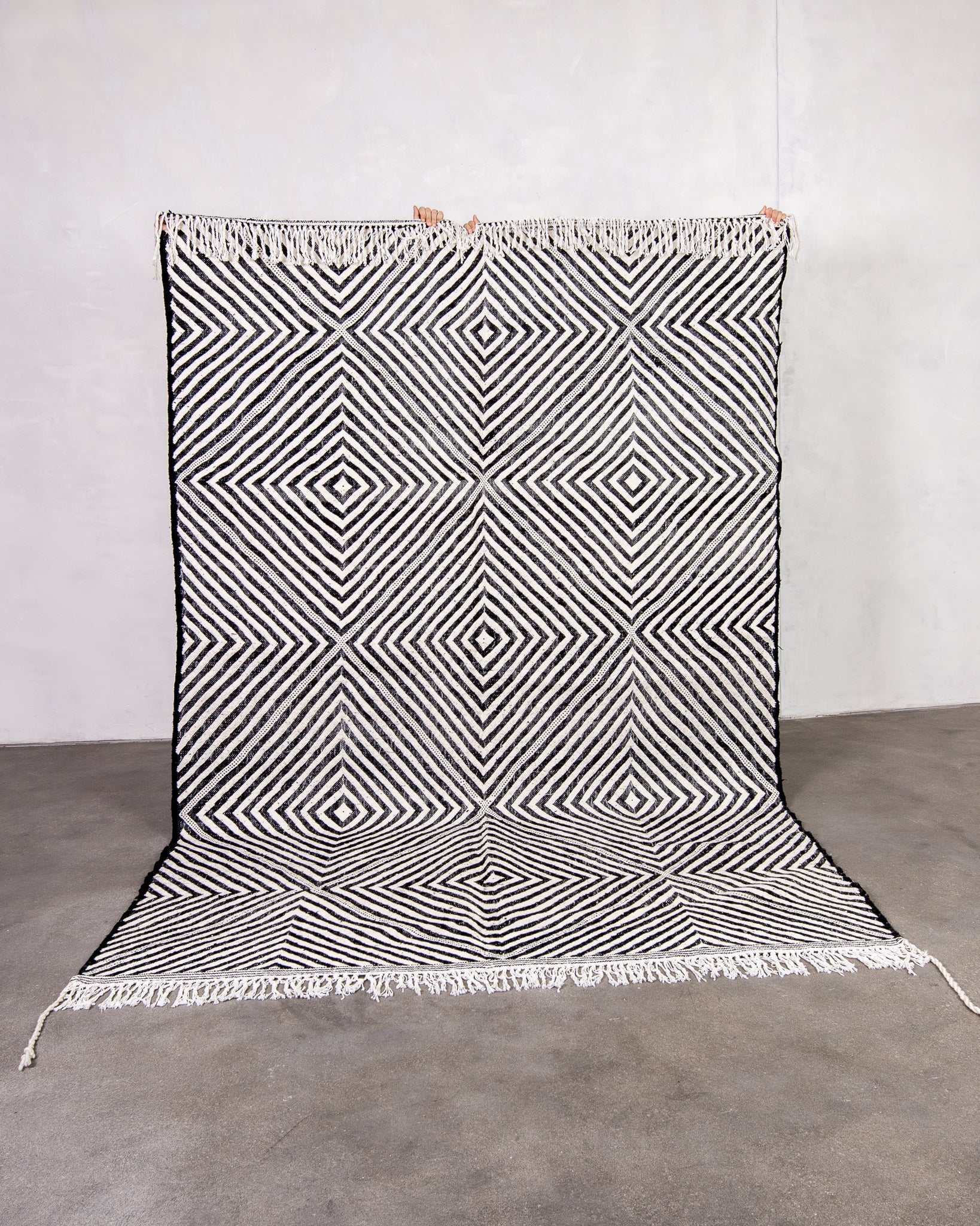 Modern designer handcrafted Berber rug from morocco Kelim with beautiful colors and patterns