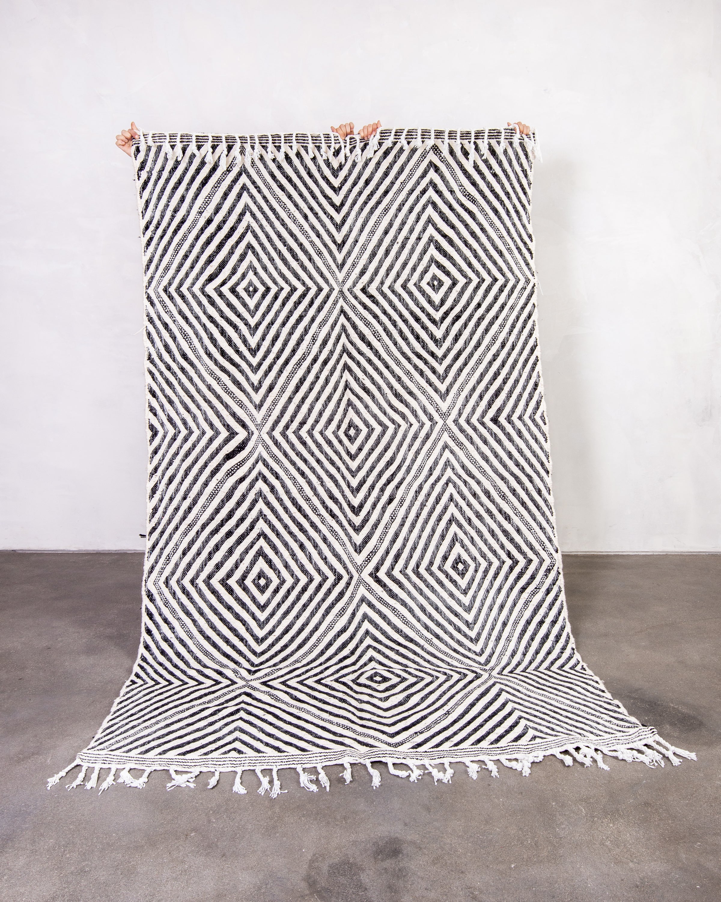 Modern designer handcrafted Berber rug from morocco Kelim with beautiful colors and patterns